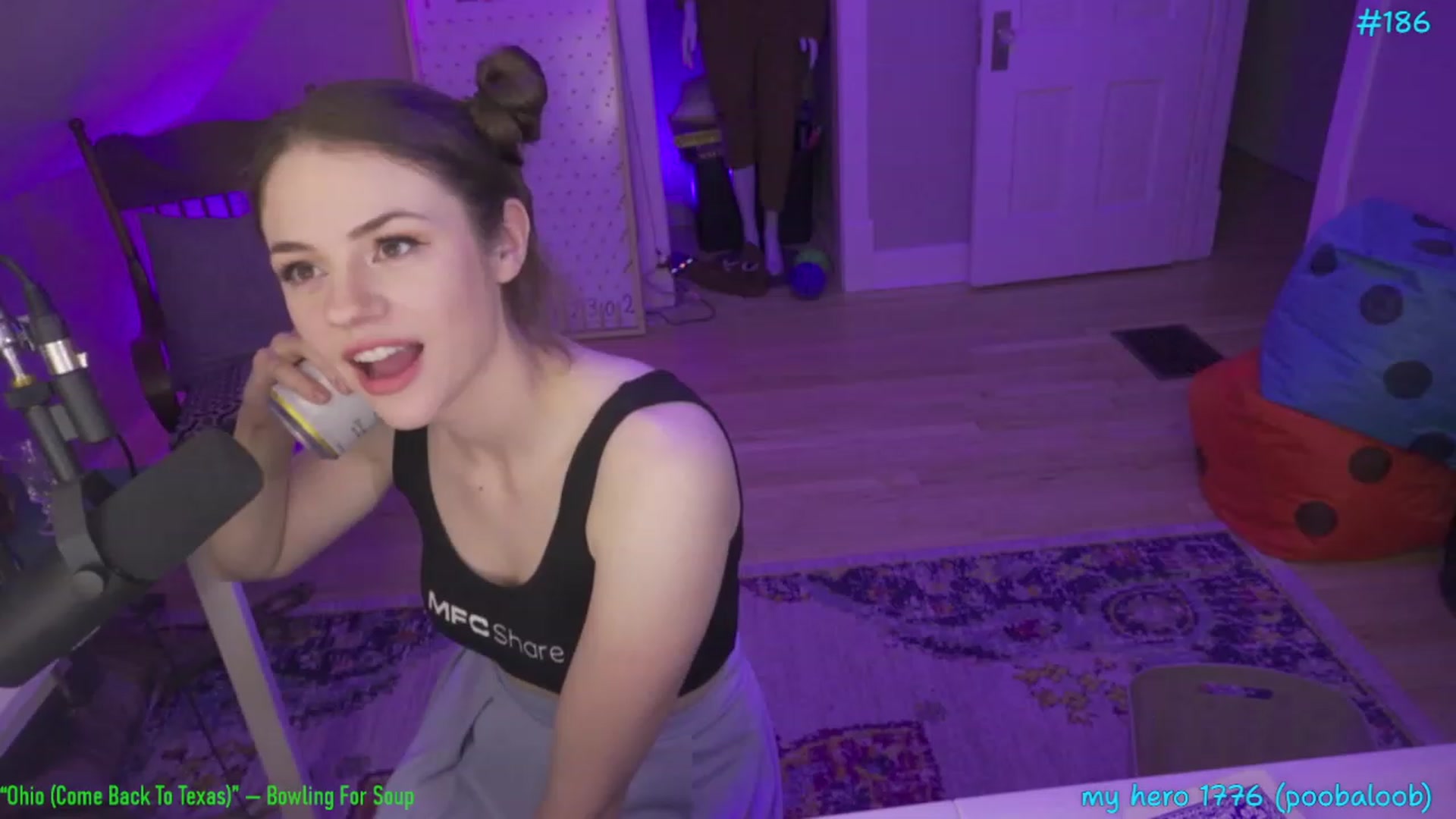 Gallery image thumbnail from SophiesPalace's myfreecams stream on, 06/01/2023, 07:28 image 6 of 20