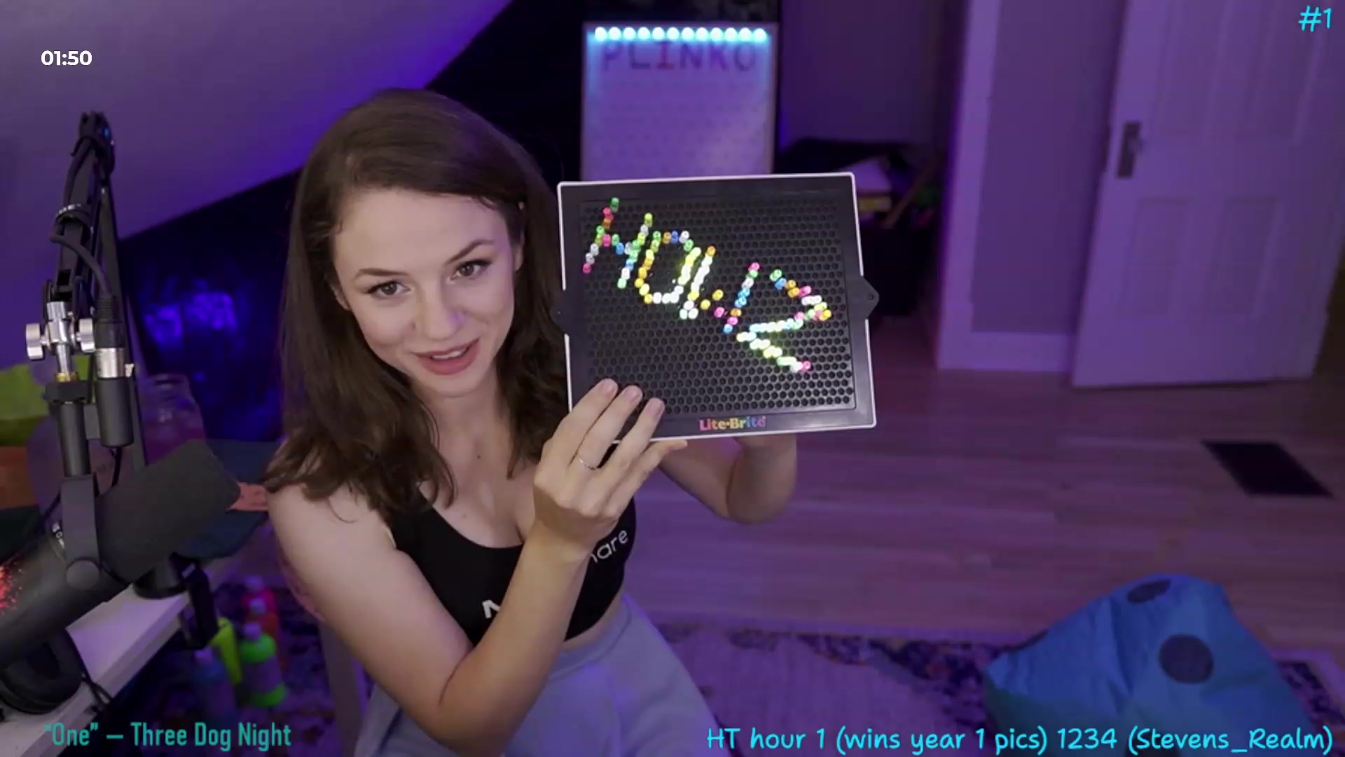 Gallery image thumbnail from SophiesPalace's myfreecams stream on, 07/02/2023, 01:53 image 10 of 20