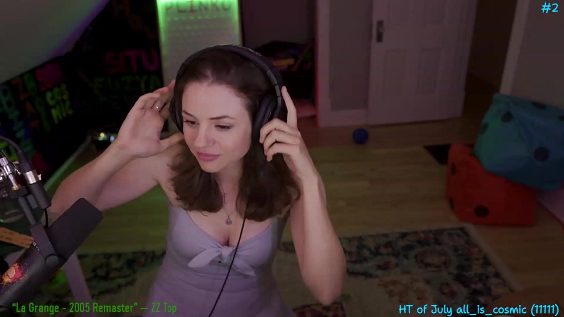 Gallery image thumbnail from SophiesPalace's myfreecams stream on, 07/04/2023, 09:45 image 14 of 20