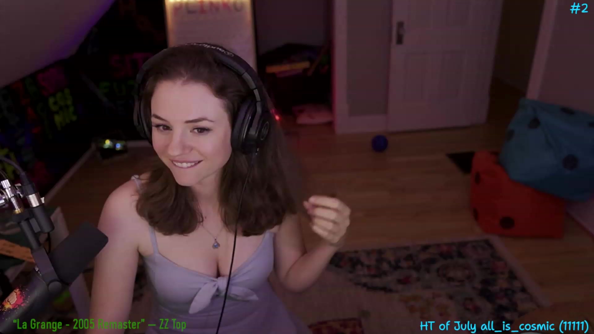 Gallery image thumbnail from SophiesPalace's myfreecams stream on, 07/04/2023, 09:45 image 15 of 20