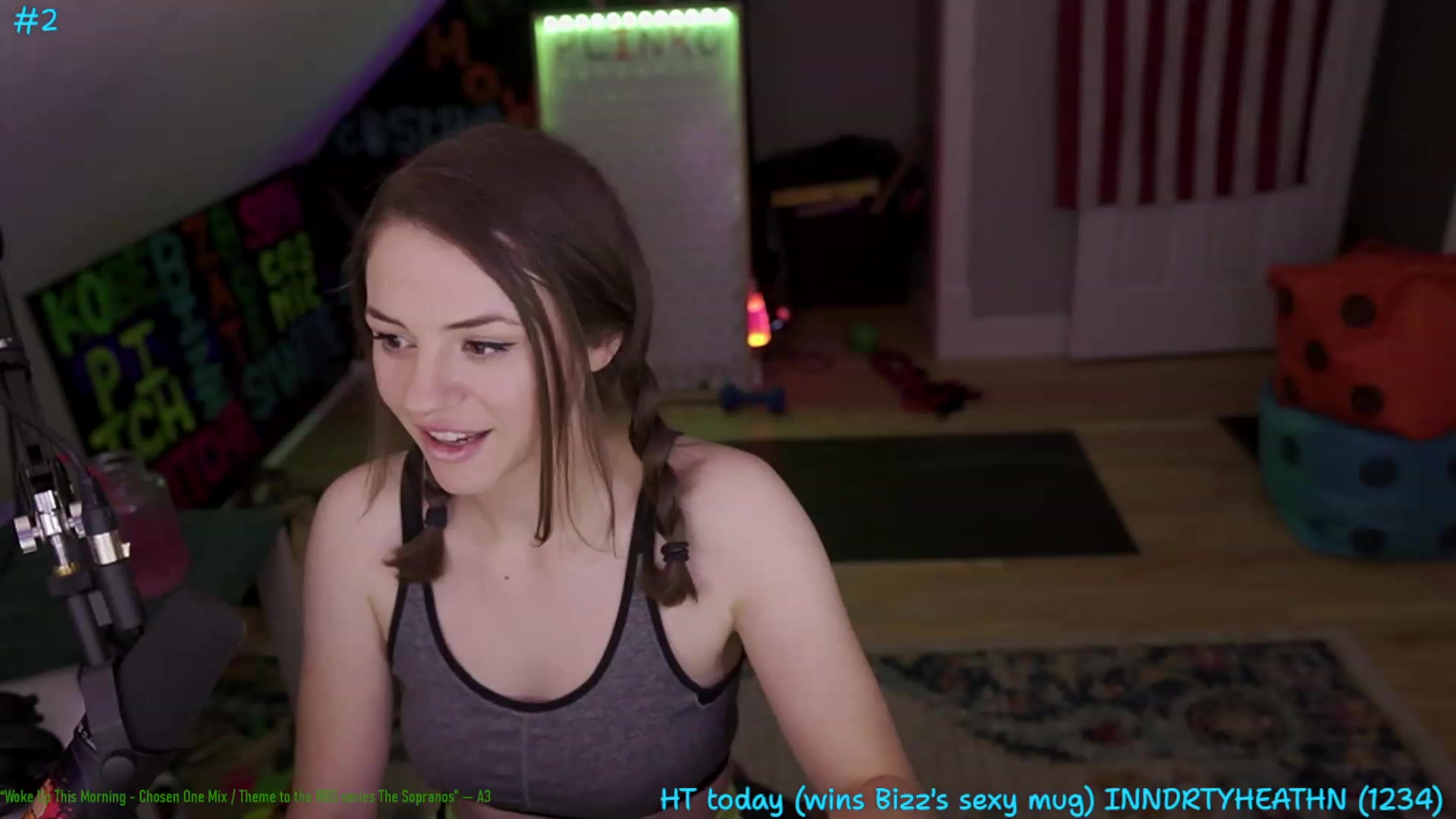 Gallery image thumbnail from SophiesPalace's myfreecams stream on, 07/06/2023, 08:03 image 2 of 20
