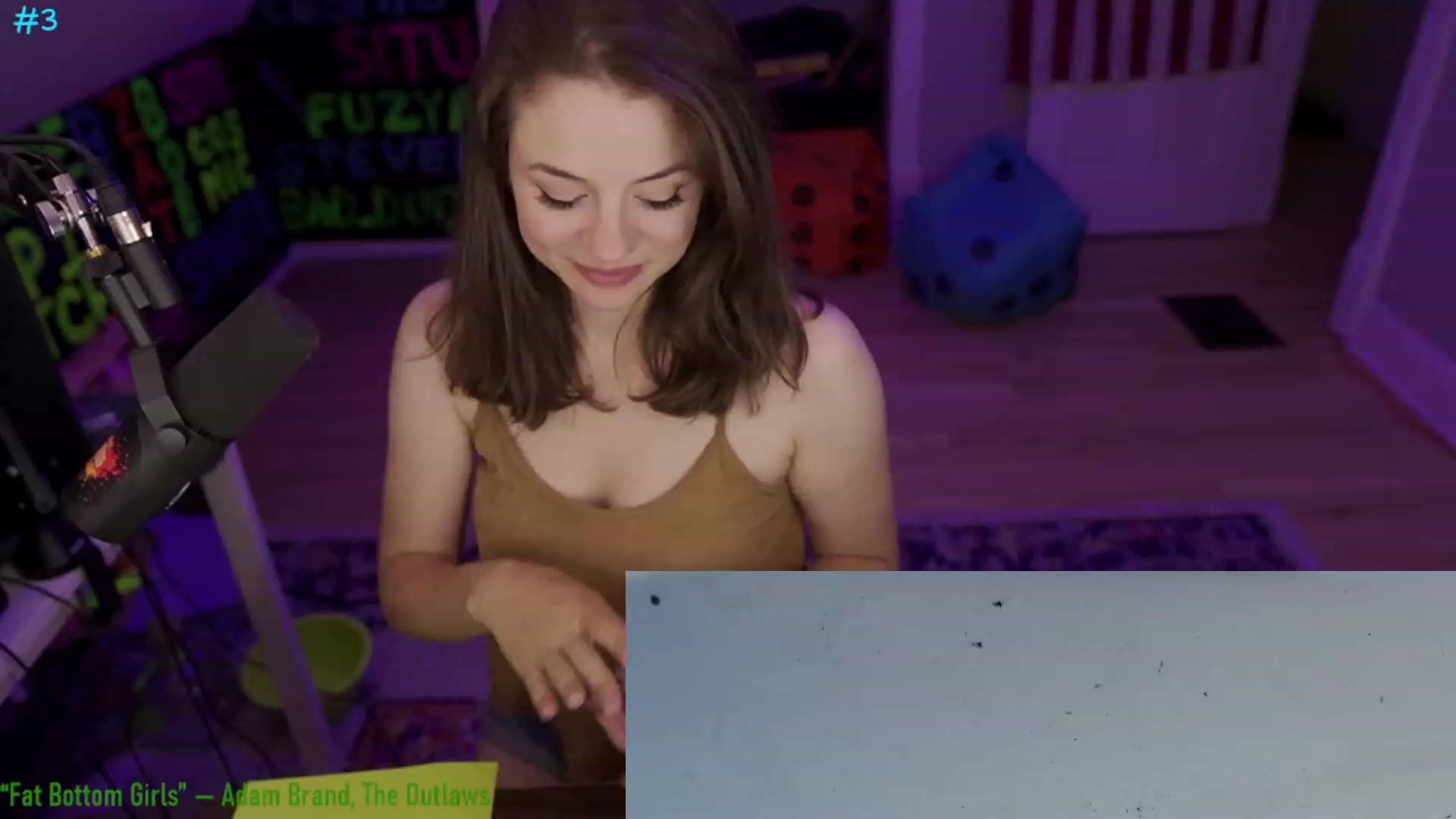 Gallery image thumbnail from SophiesPalace's myfreecams stream on, 07/08/2023, 06:43 image 7 of 20