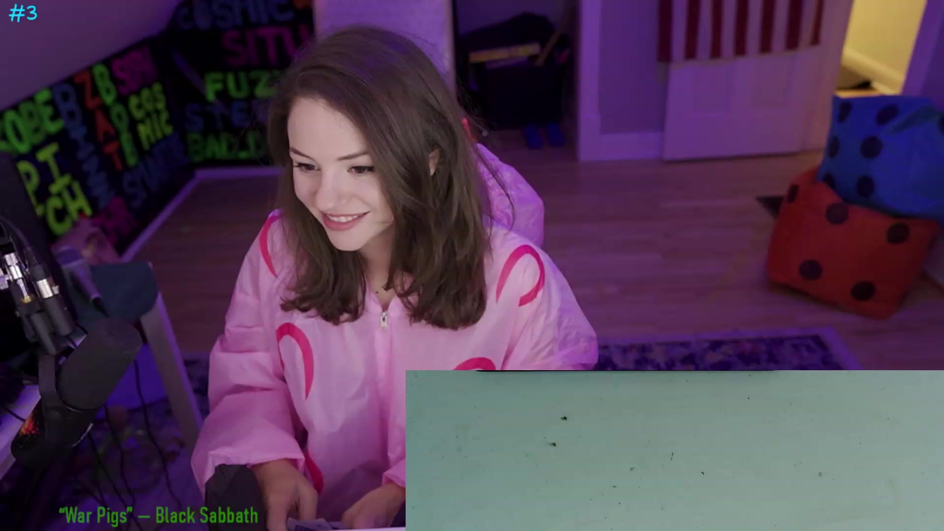Gallery image thumbnail from SophiesPalace's myfreecams stream on, 07/09/2023, 06:29 image 16 of 20