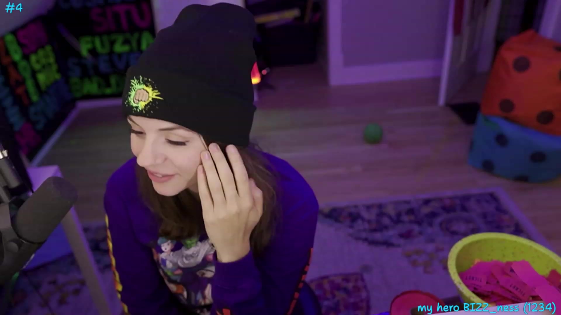 Gallery image thumbnail from SophiesPalace's myfreecams stream on, 07/12/2023, 10:05 image 17 of 20