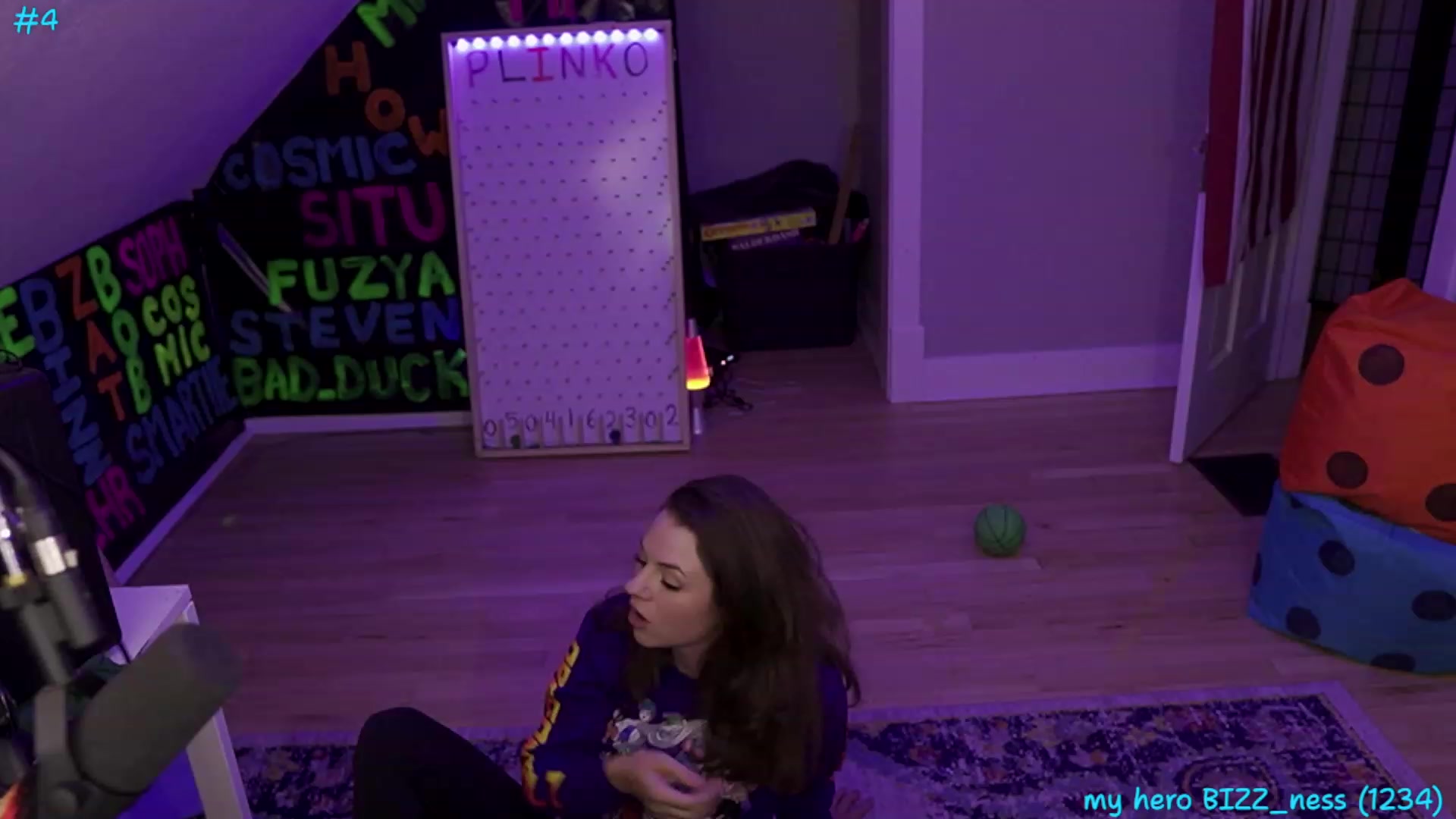 Gallery image thumbnail from SophiesPalace's myfreecams stream on, 07/12/2023, 10:05 image 12 of 20