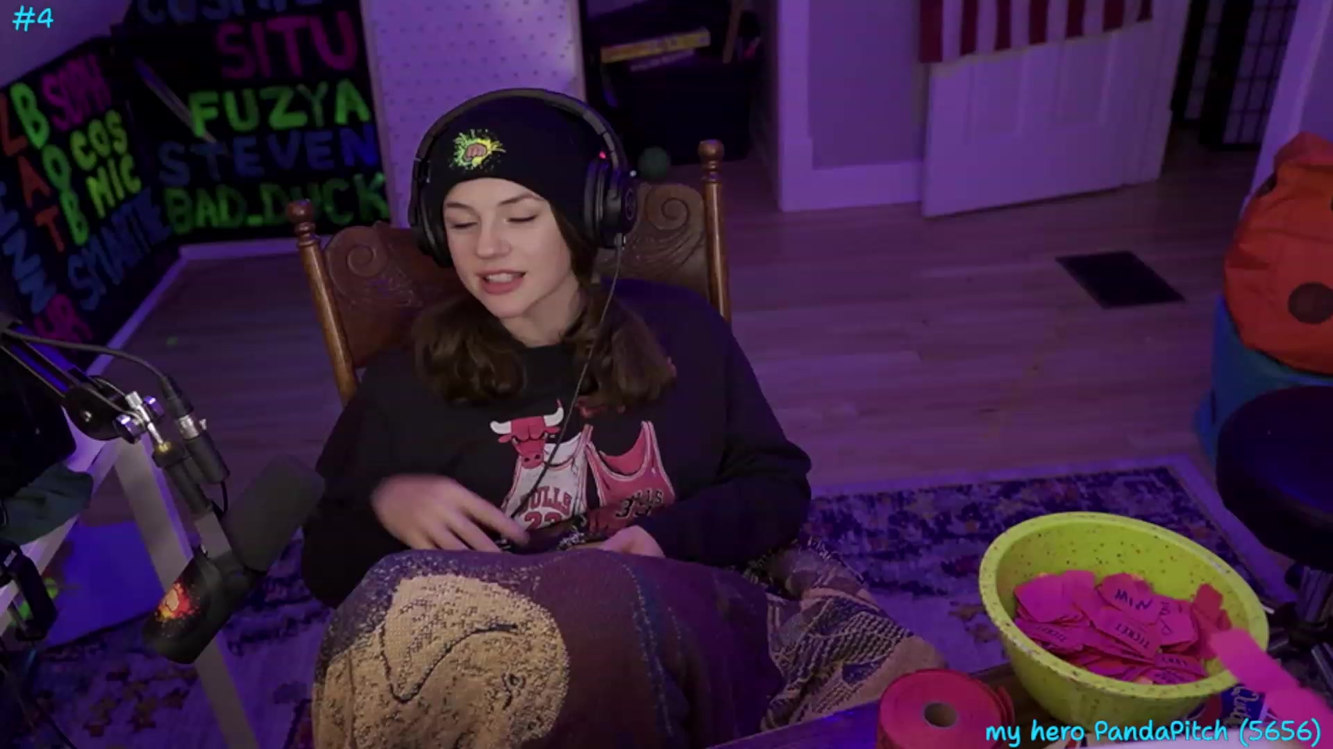 Gallery image thumbnail from SophiesPalace's myfreecams stream on, 07/13/2023, 07:40 image 13 of 20