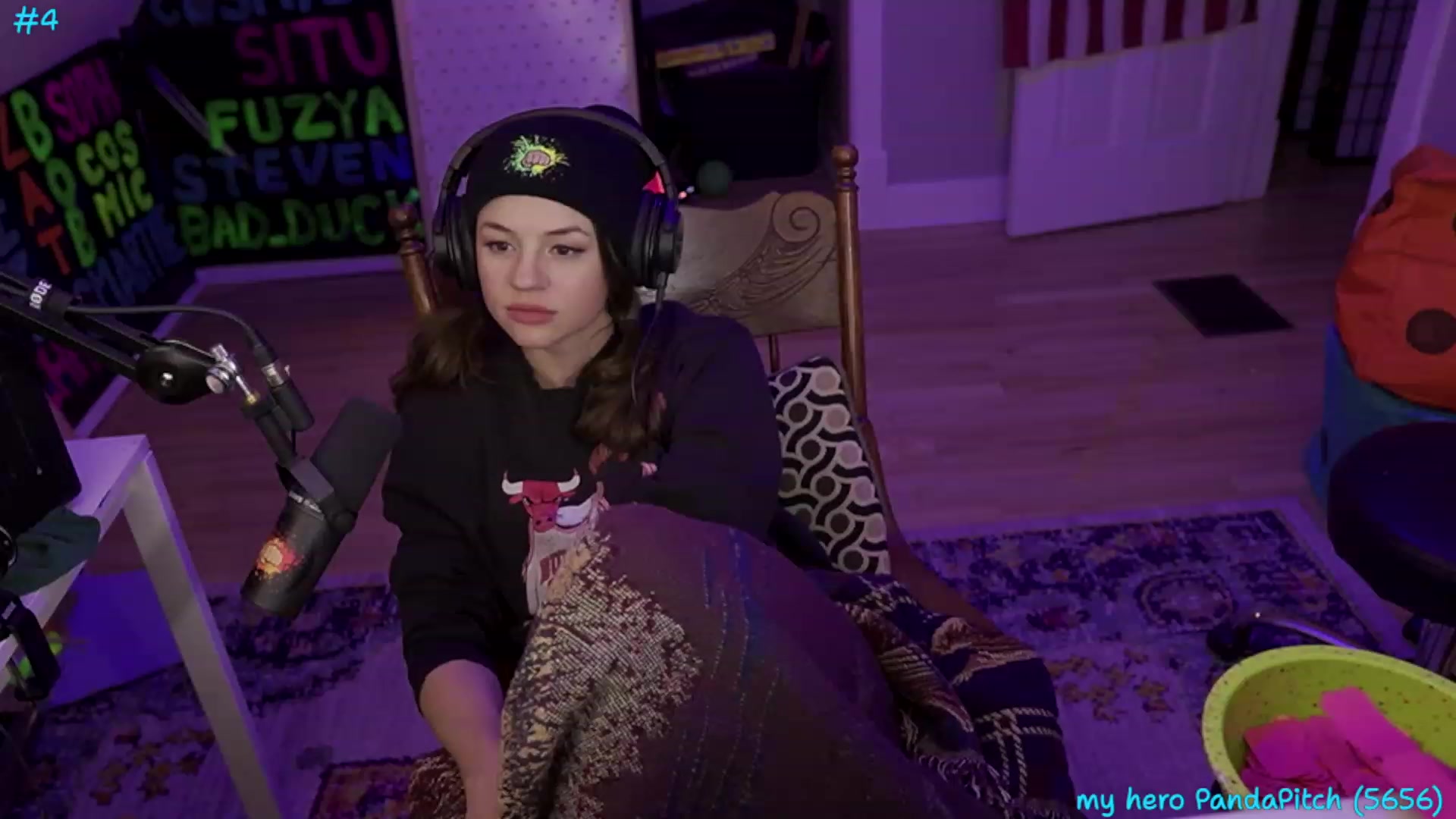 Gallery image thumbnail from SophiesPalace's myfreecams stream on, 07/13/2023, 08:41 image 13 of 20