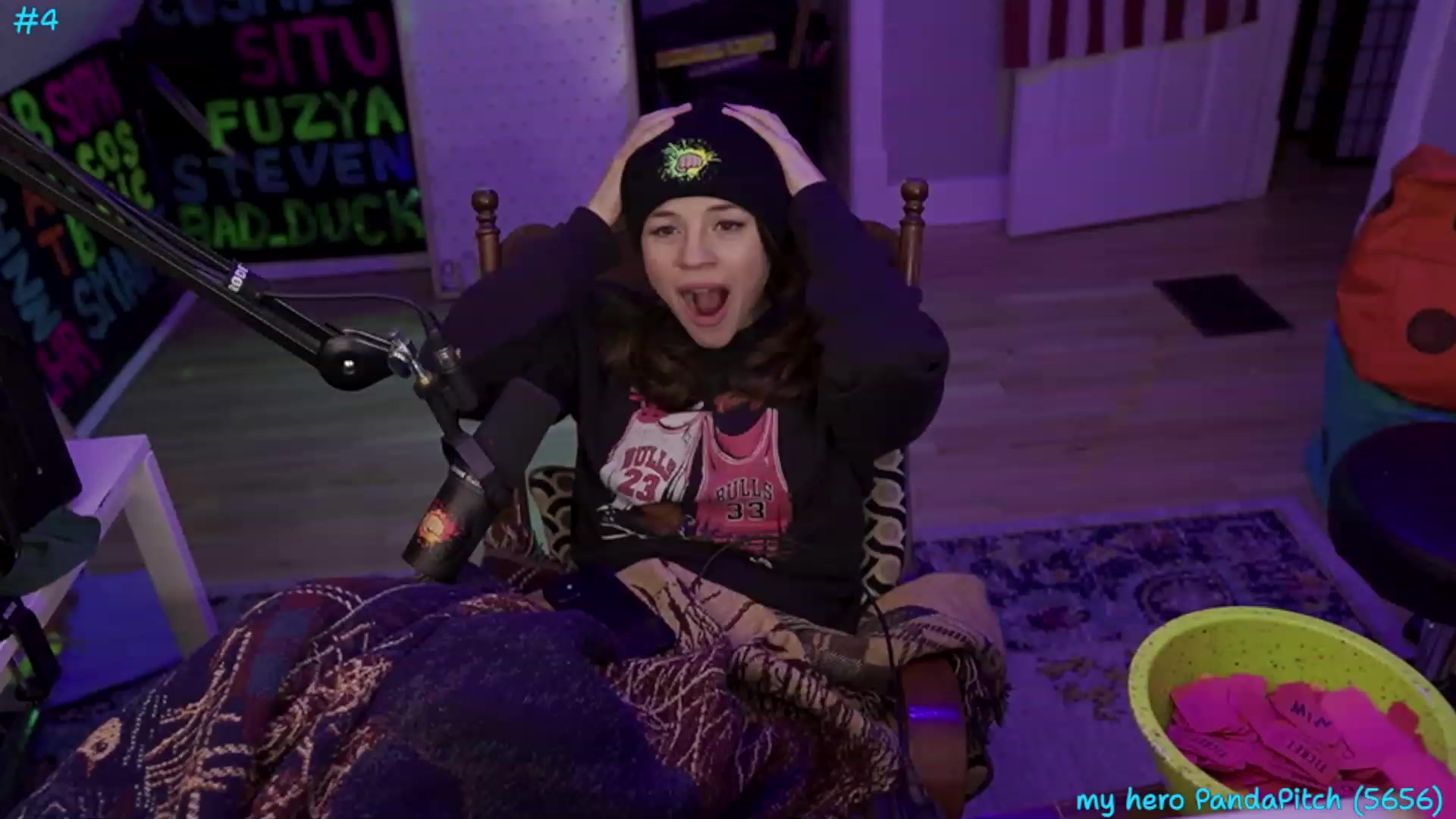 Gallery image thumbnail from SophiesPalace's myfreecams stream on, 07/13/2023, 09:52 image 11 of 20