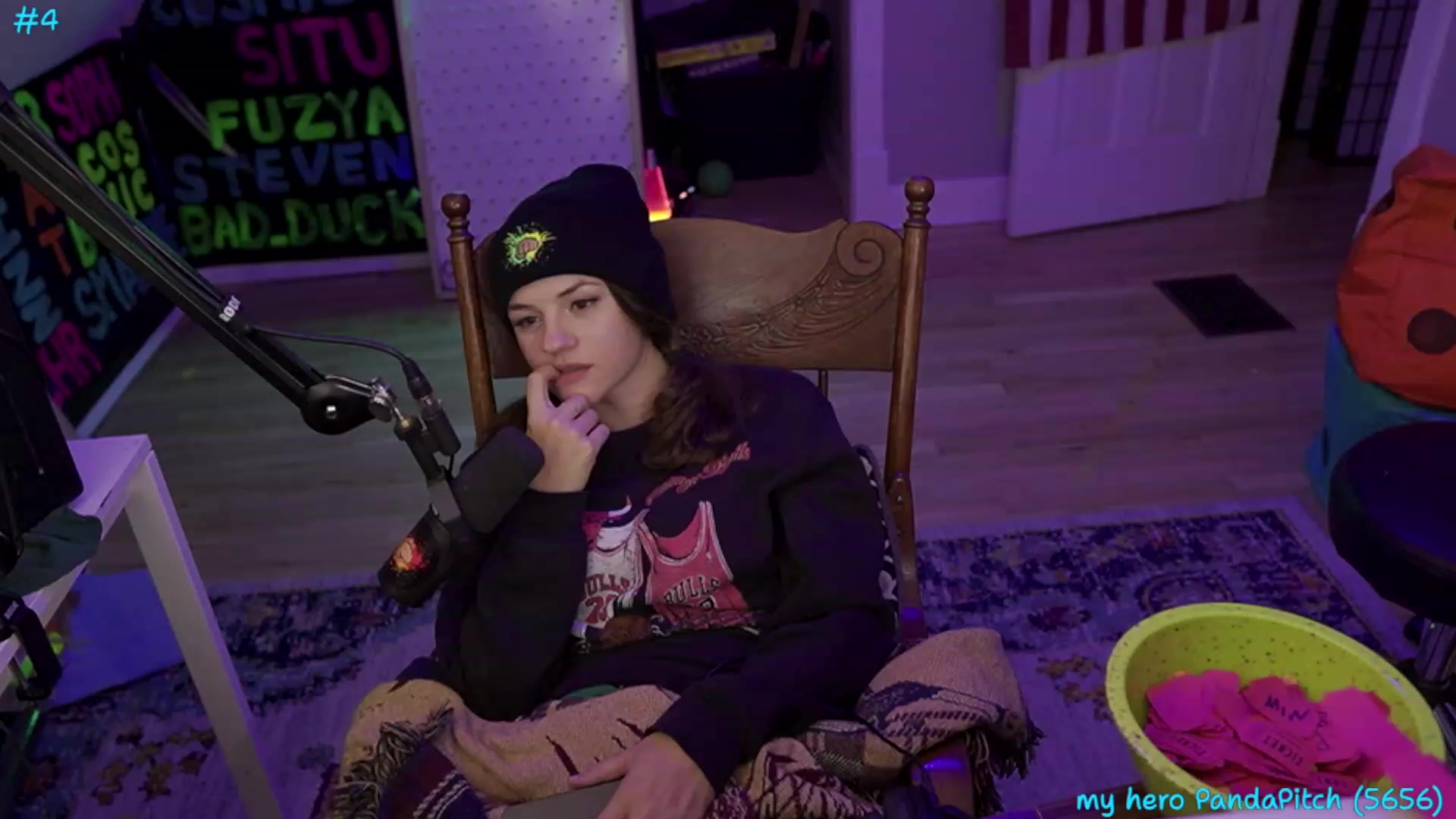 Gallery image thumbnail from SophiesPalace's myfreecams stream on, 07/13/2023, 09:52 image 17 of 20