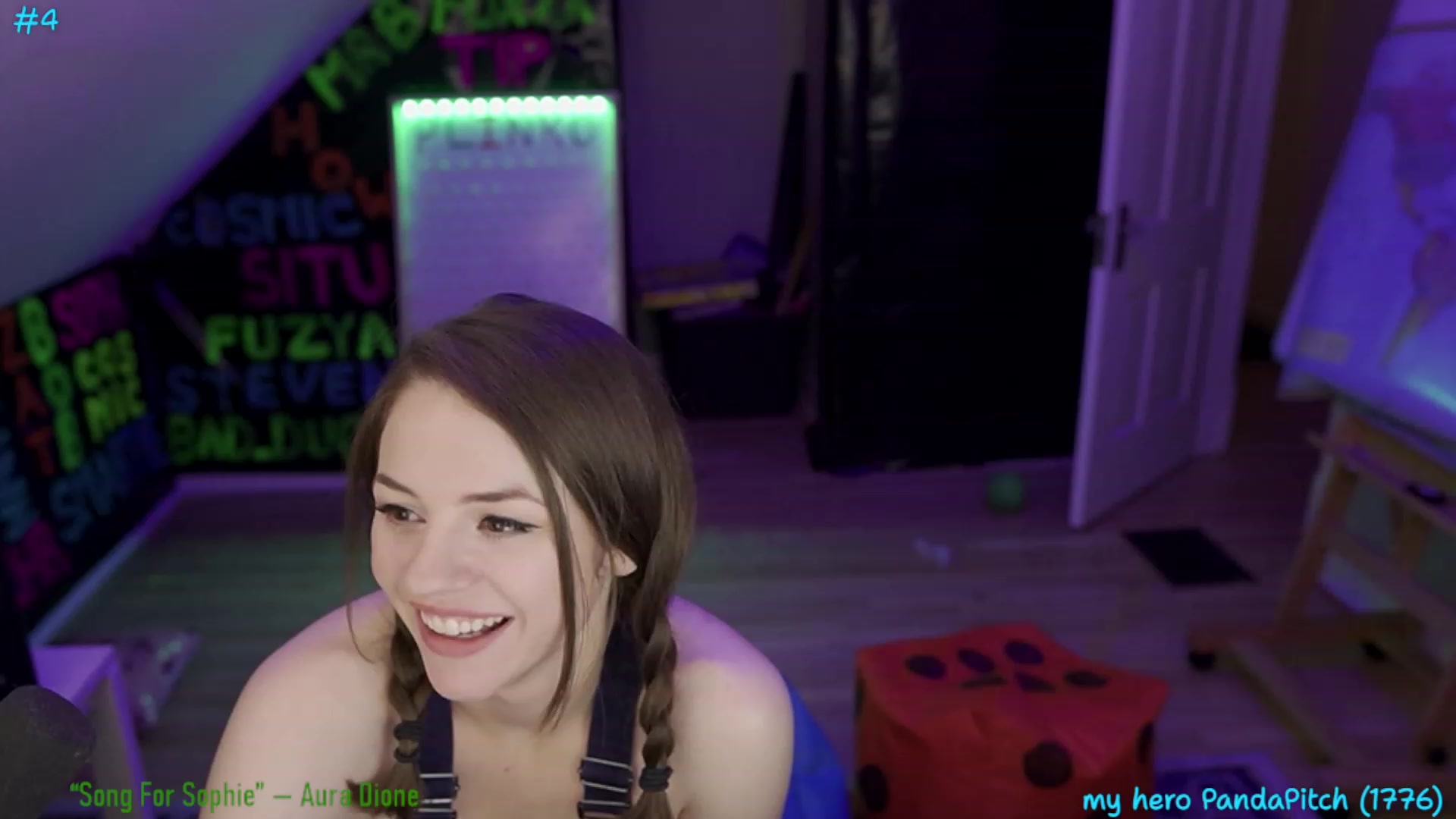 Gallery image thumbnail from SophiesPalace's myfreecams stream on, 07/16/2023, 07:27 image 14 of 20