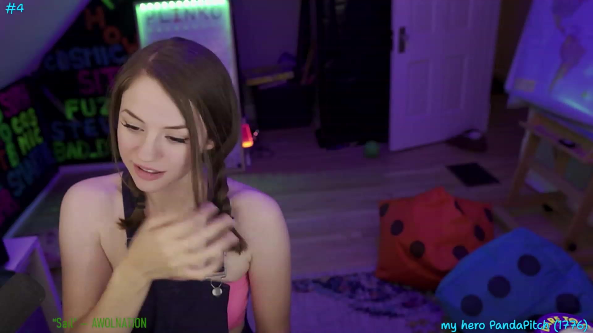 Gallery image thumbnail from SophiesPalace's myfreecams stream on, 07/16/2023, 10:14 image 10 of 20
