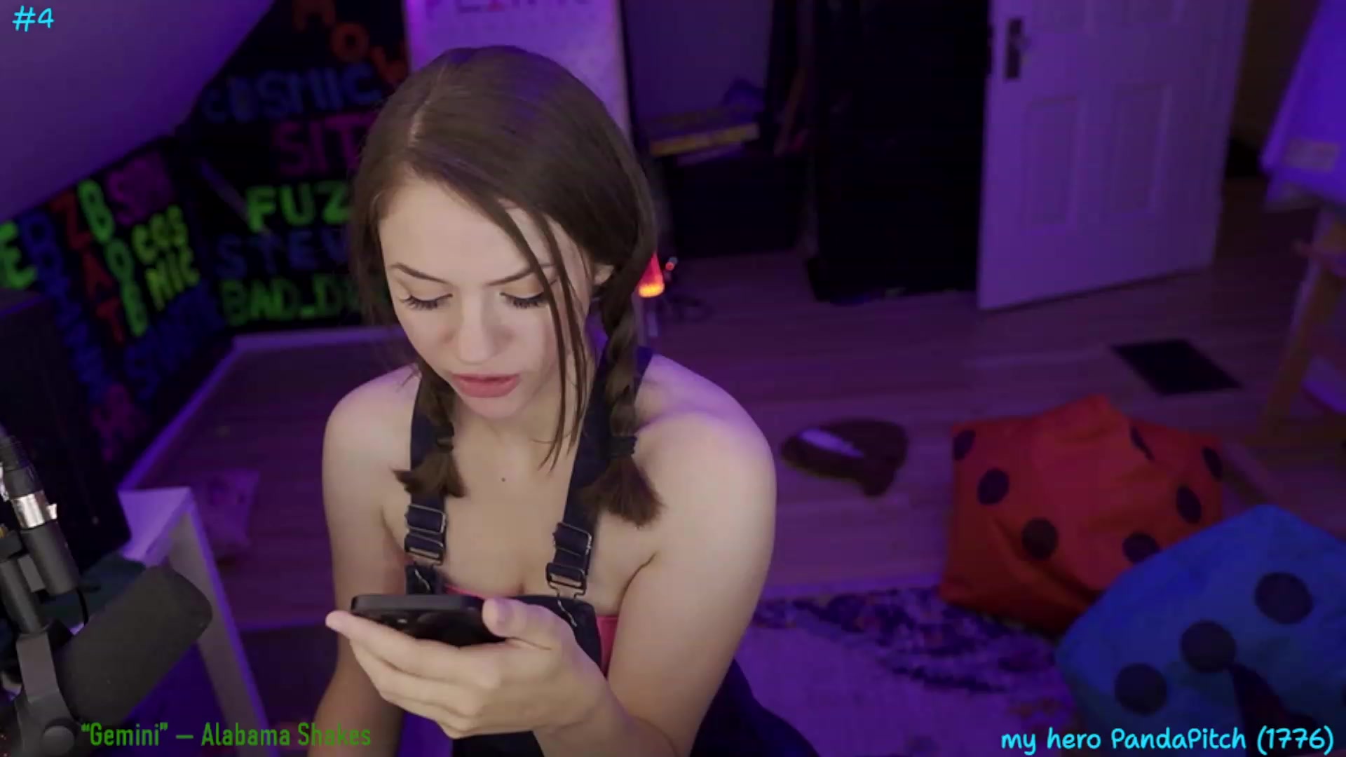 Gallery image thumbnail from SophiesPalace's myfreecams stream on, 07/16/2023, 10:14 image 4 of 20
