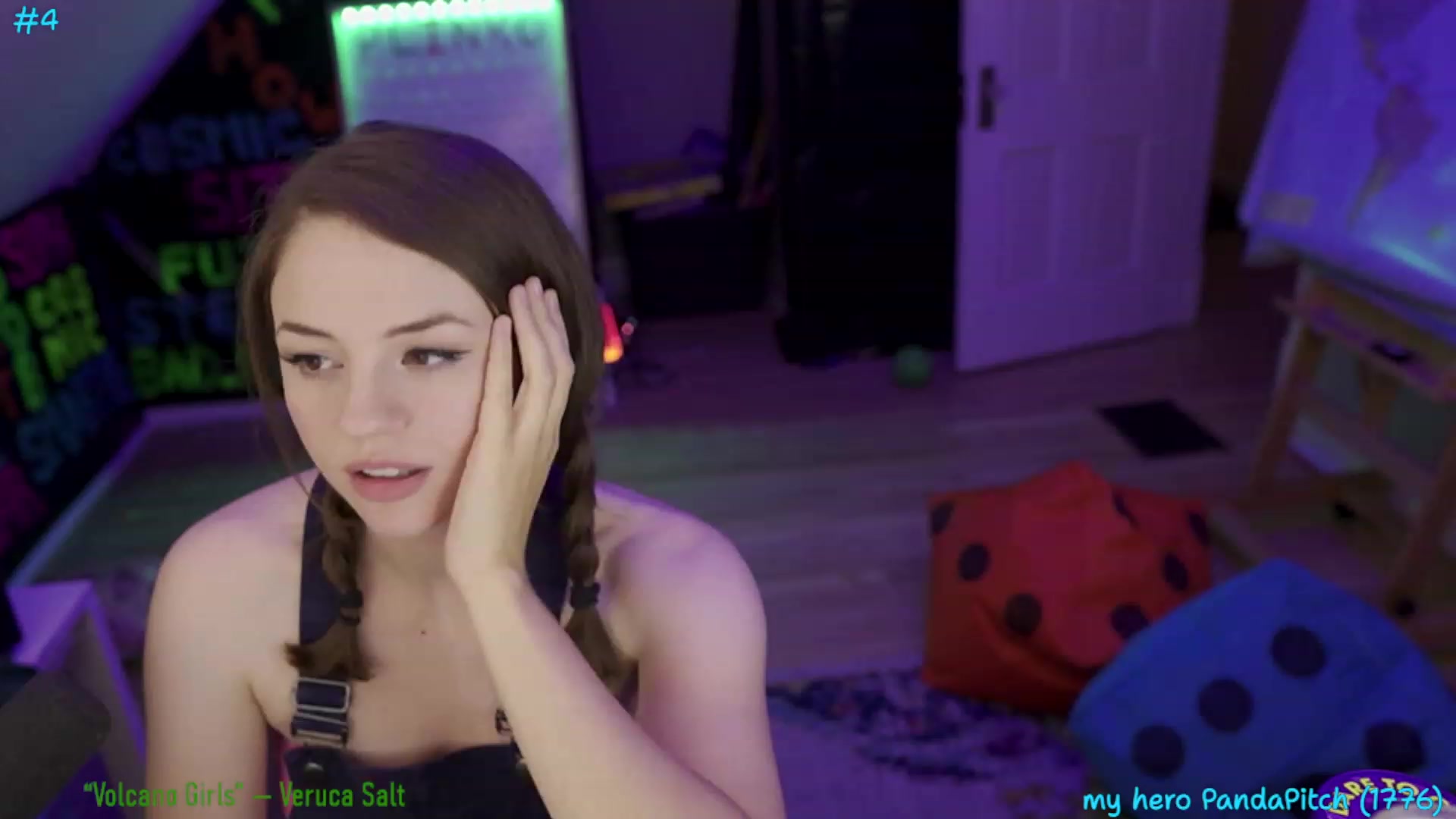 Gallery image thumbnail from SophiesPalace's myfreecams stream on, 07/16/2023, 10:14 image 11 of 20