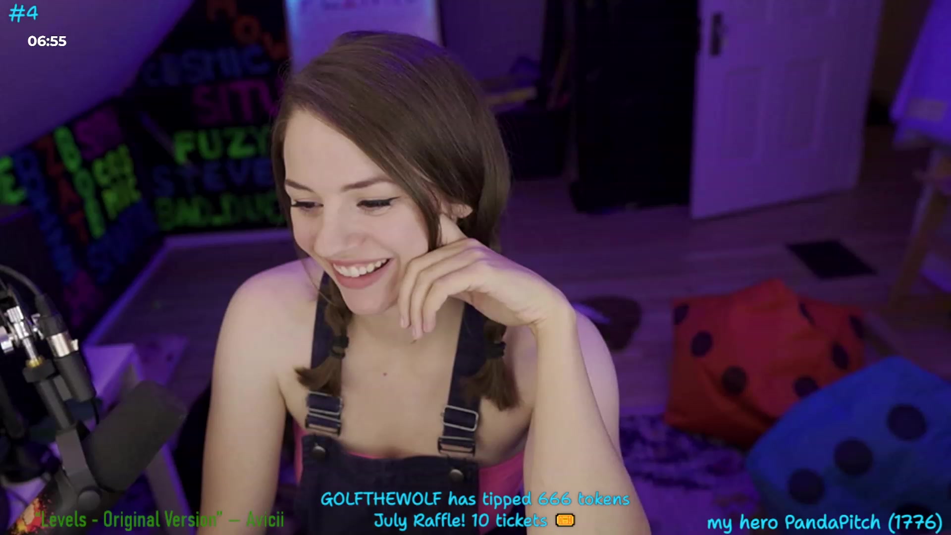 Gallery image thumbnail from SophiesPalace's myfreecams stream on, 07/16/2023, 10:14 image 2 of 20