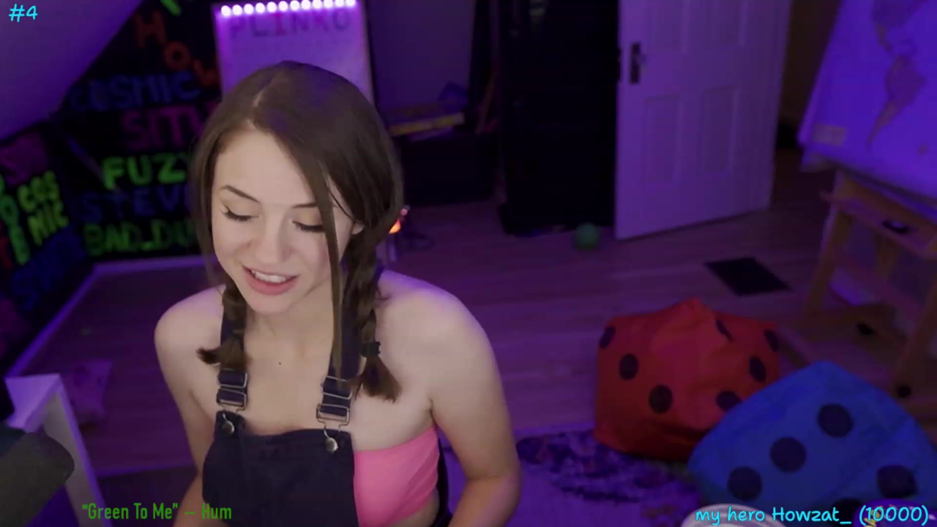 Gallery image thumbnail from SophiesPalace's myfreecams stream on, 07/16/2023, 10:39 image 9 of 20
