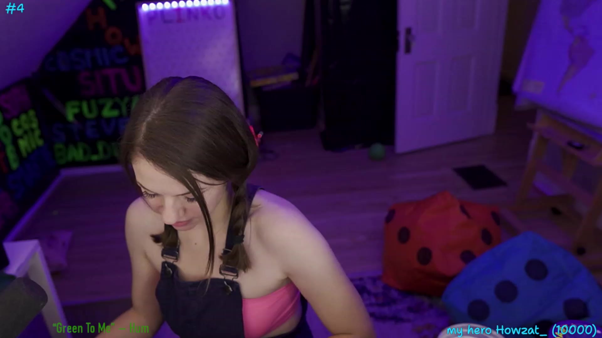 Gallery image thumbnail from SophiesPalace's myfreecams stream on, 07/16/2023, 10:39 image 8 of 20
