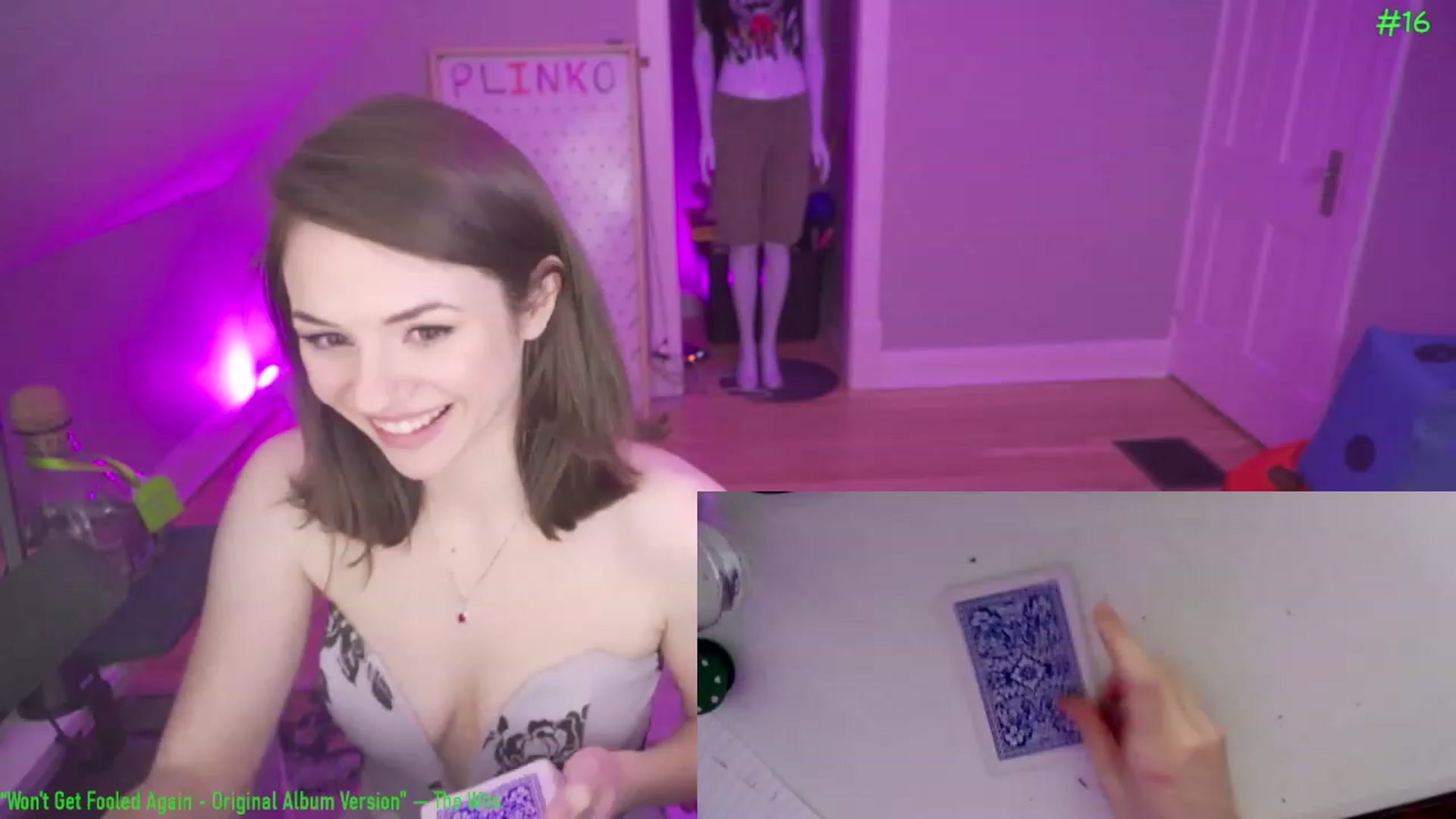 Gallery image thumbnail from Sophisticat3's myfreecams stream on, 03/25/2023, 08:12 image 1 of 20