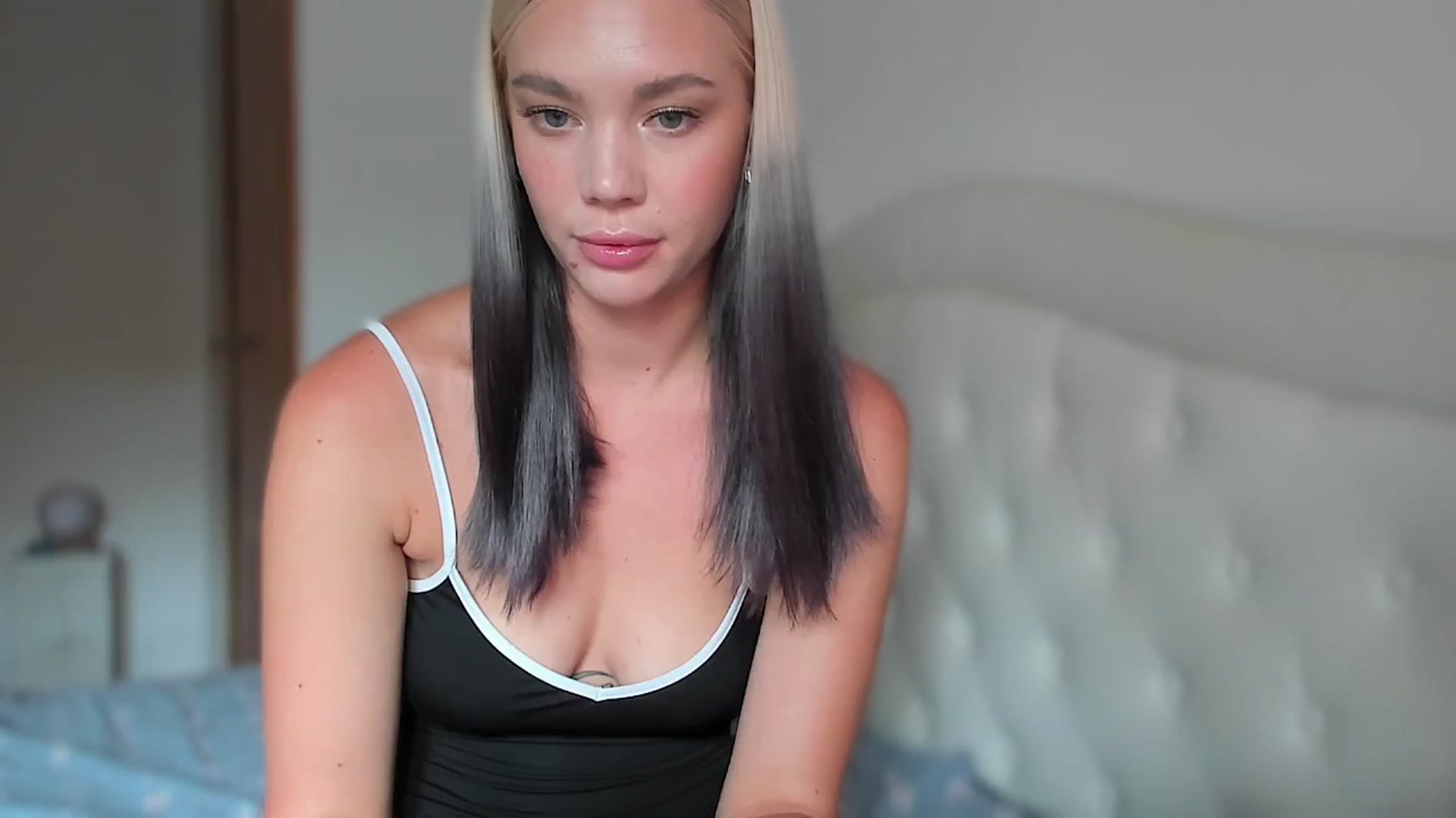 Gallery image thumbnail from Sophs's myfreecams stream on, 09/01/2024, 08:57 image 6 of 20