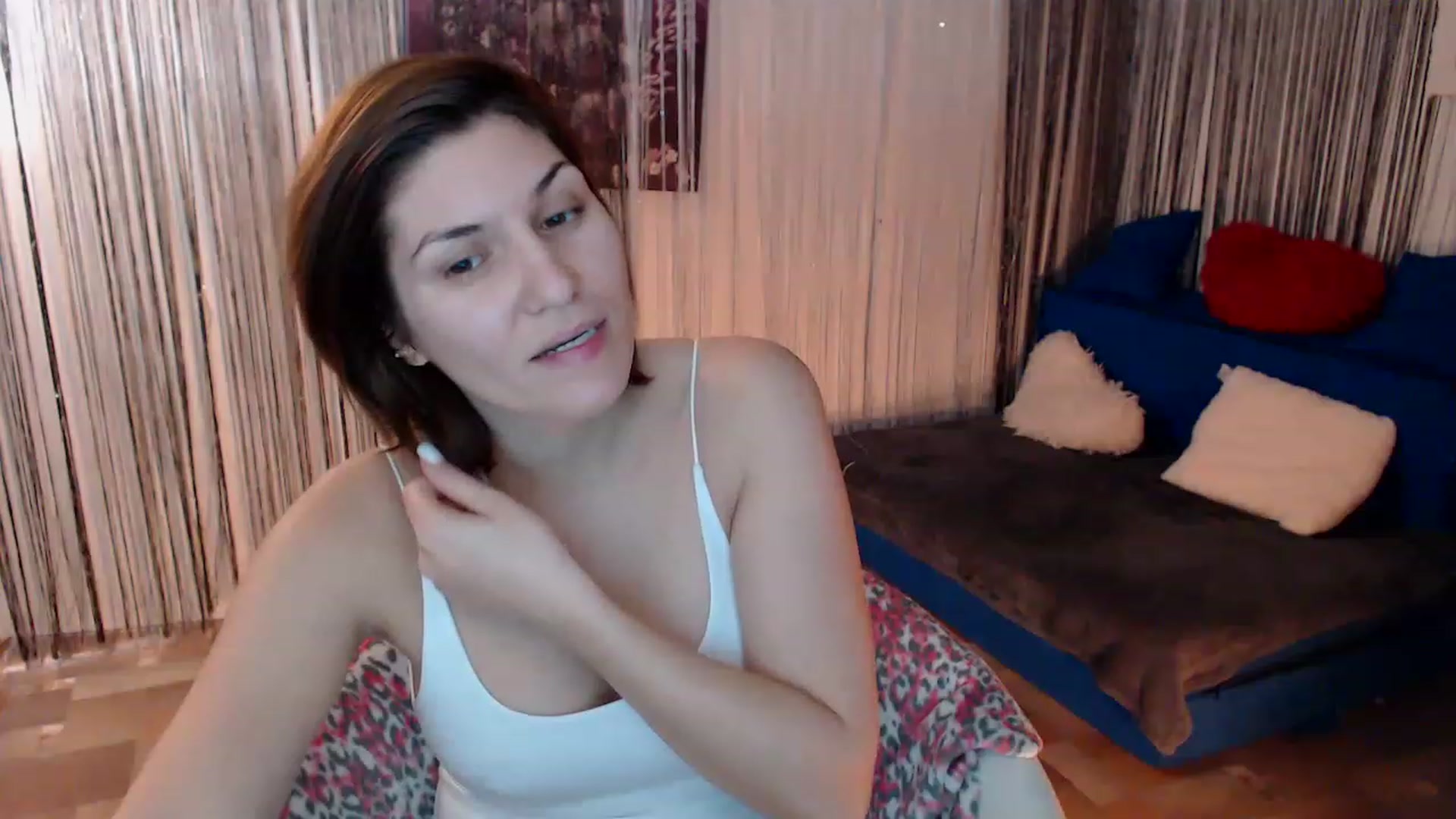 Gallery image thumbnail from Soranaxox's myfreecams stream on, 02/08/2023, 24:15 image 4 of 20