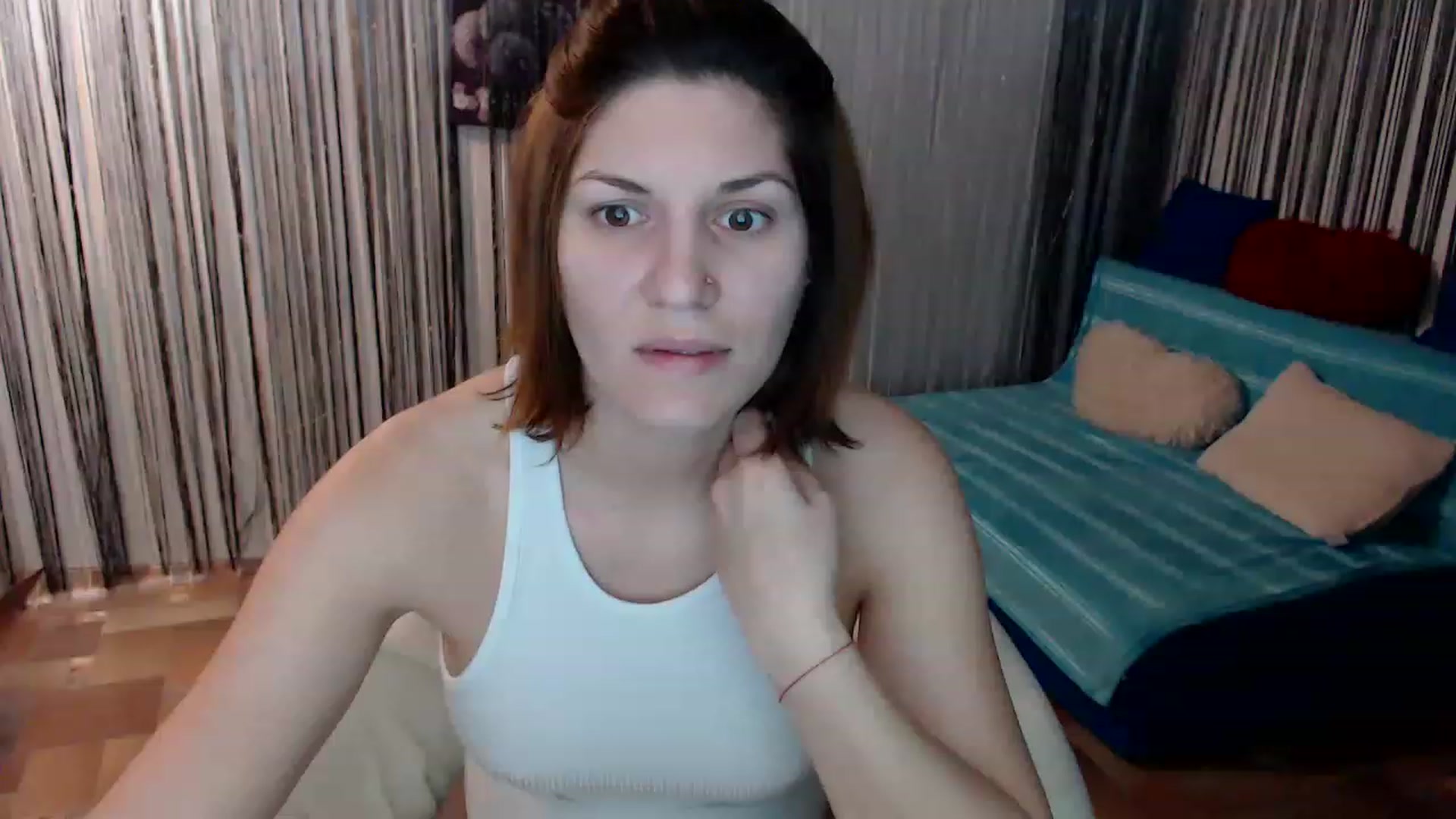 Gallery image thumbnail from Soranaxox's myfreecams stream on, 03/15/2023, 02:08 image 1 of 20