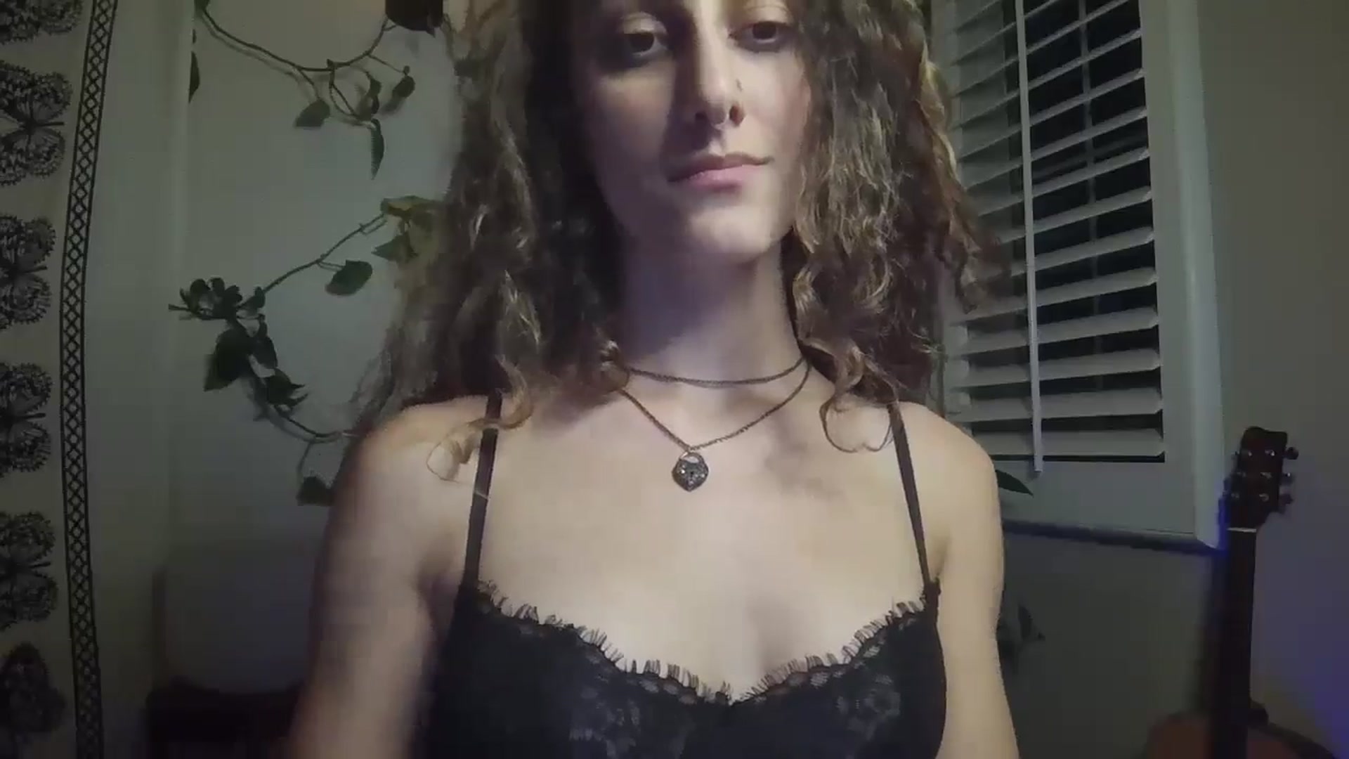 Gallery image thumbnail from Soraya888's myfreecams stream on, 03/11/2025, 06:37 image 17 of 20