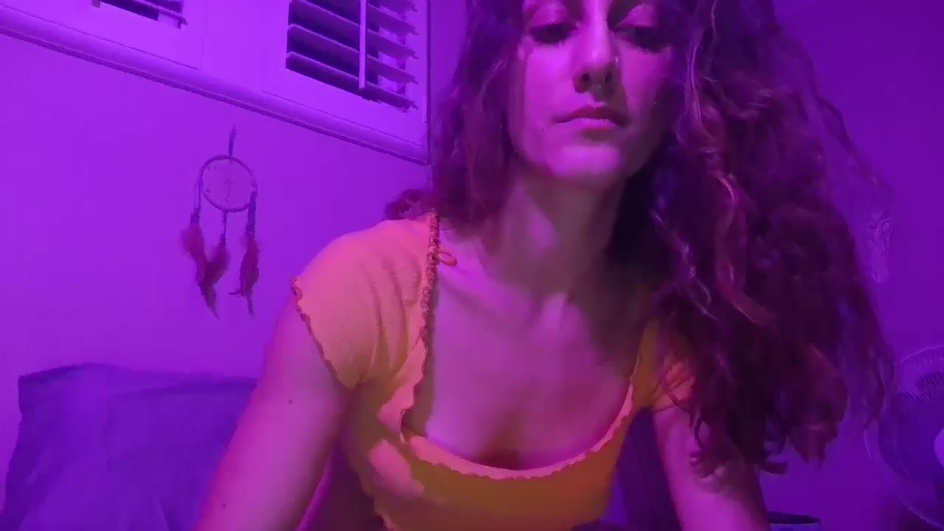 Gallery image thumbnail from Soraya888's myfreecams stream on, 03/14/2025, 07:57 image 8 of 20