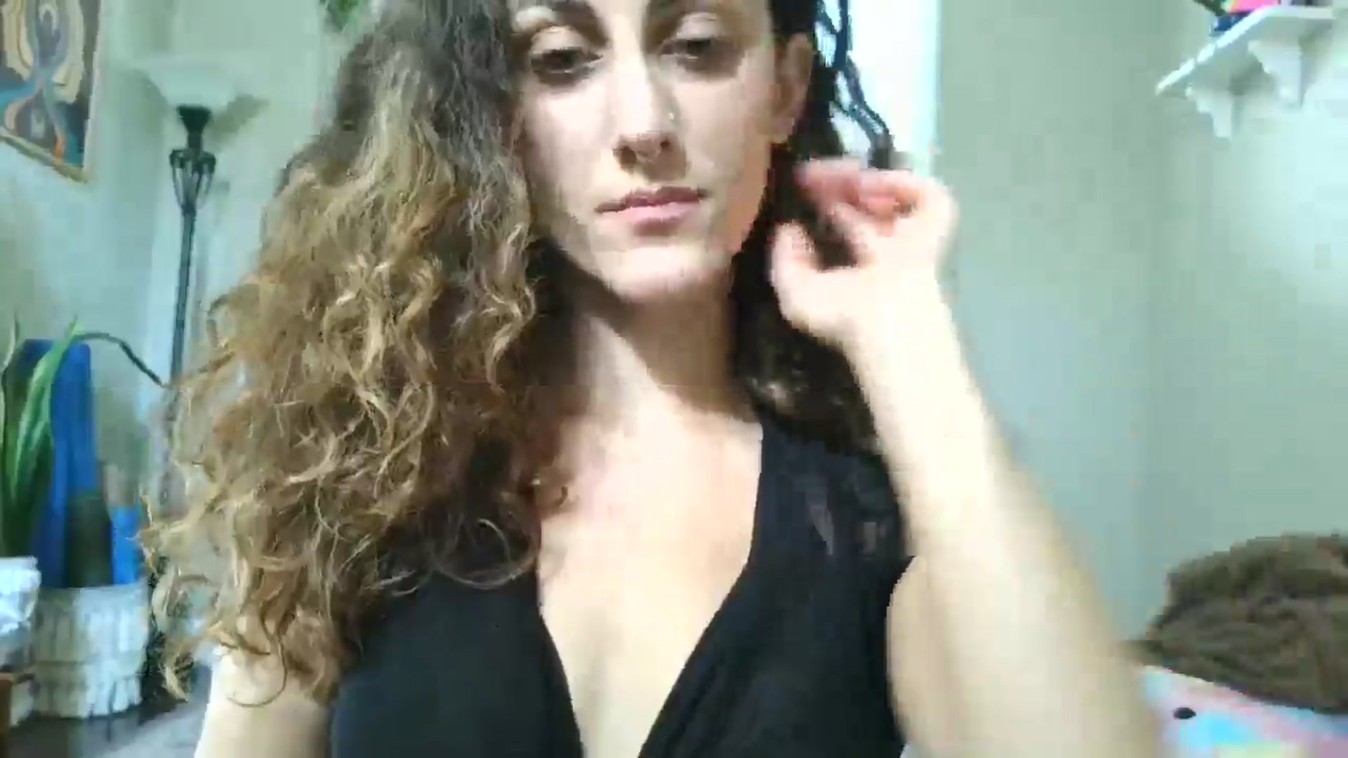 Gallery image thumbnail from Soraya888's myfreecams stream on, 03/23/2025, 23:34 image 13 of 20