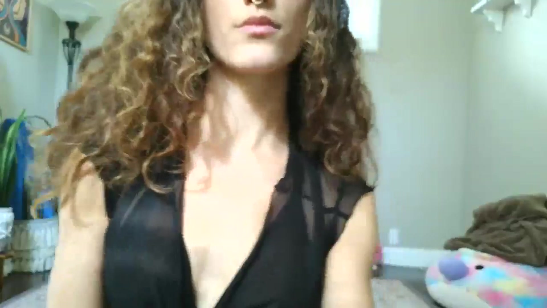 Gallery image thumbnail from Soraya888's myfreecams stream on, 03/23/2025, 23:34 image 4 of 20