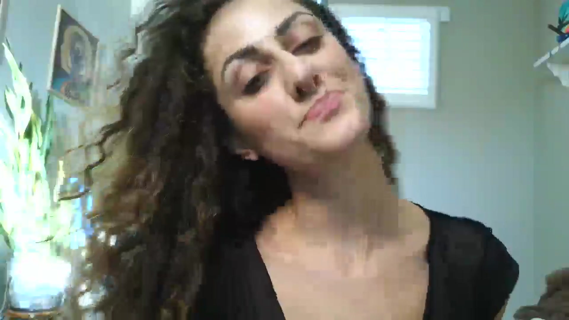 Gallery image thumbnail from Soraya888's myfreecams stream on, 03/24/2025, 24:39 image 7 of 20