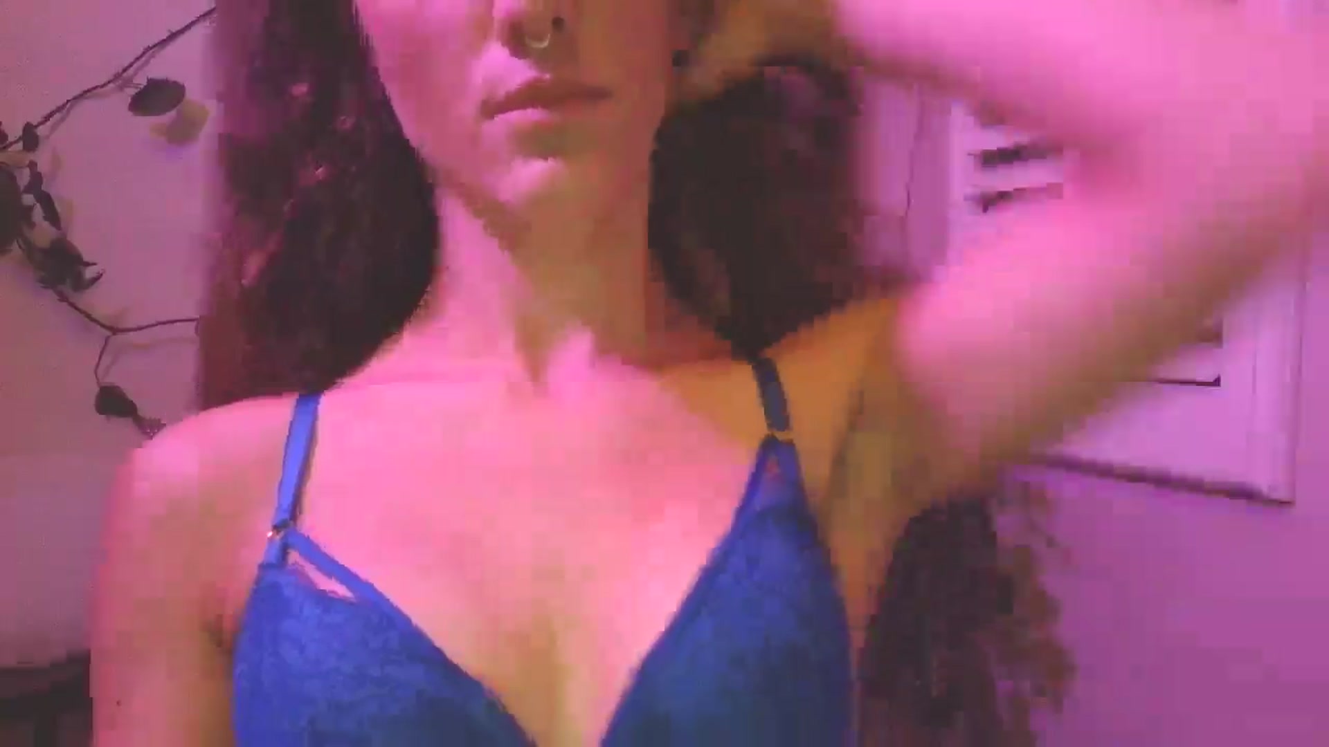 Gallery image thumbnail from Soraya888's myfreecams stream on, 03/25/2025, 06:47 image 19 of 20