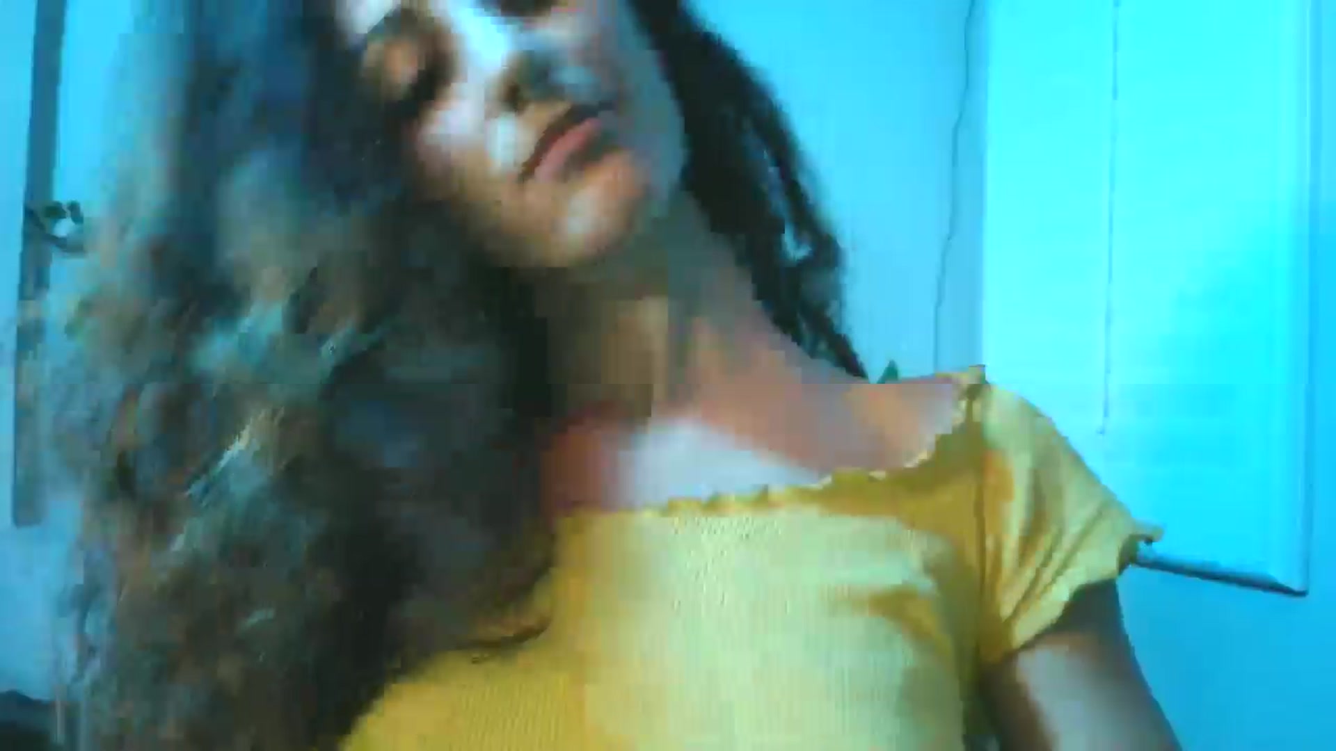 Gallery image thumbnail from Soraya888's myfreecams stream on, 03/26/2025, 06:41 image 12 of 20