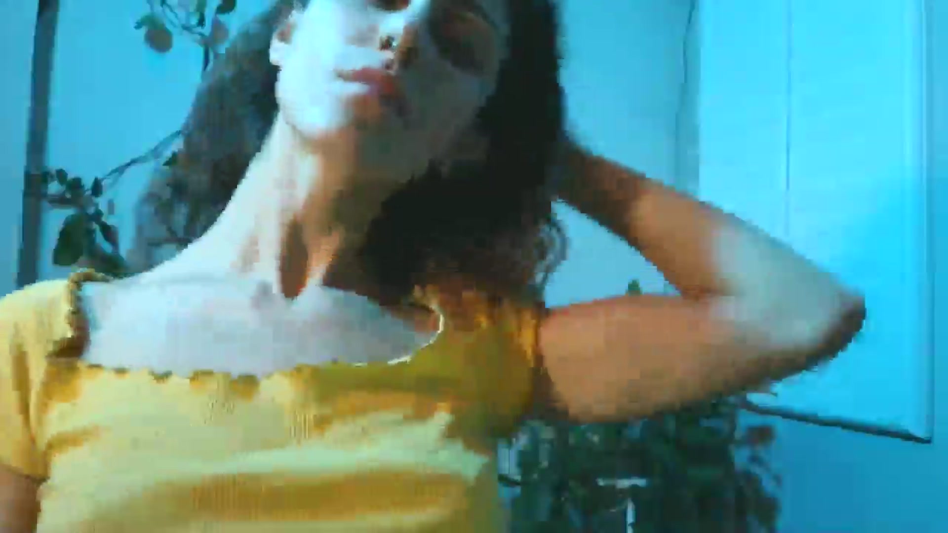 Gallery image thumbnail from Soraya888's myfreecams stream on, 03/26/2025, 06:41 image 6 of 20