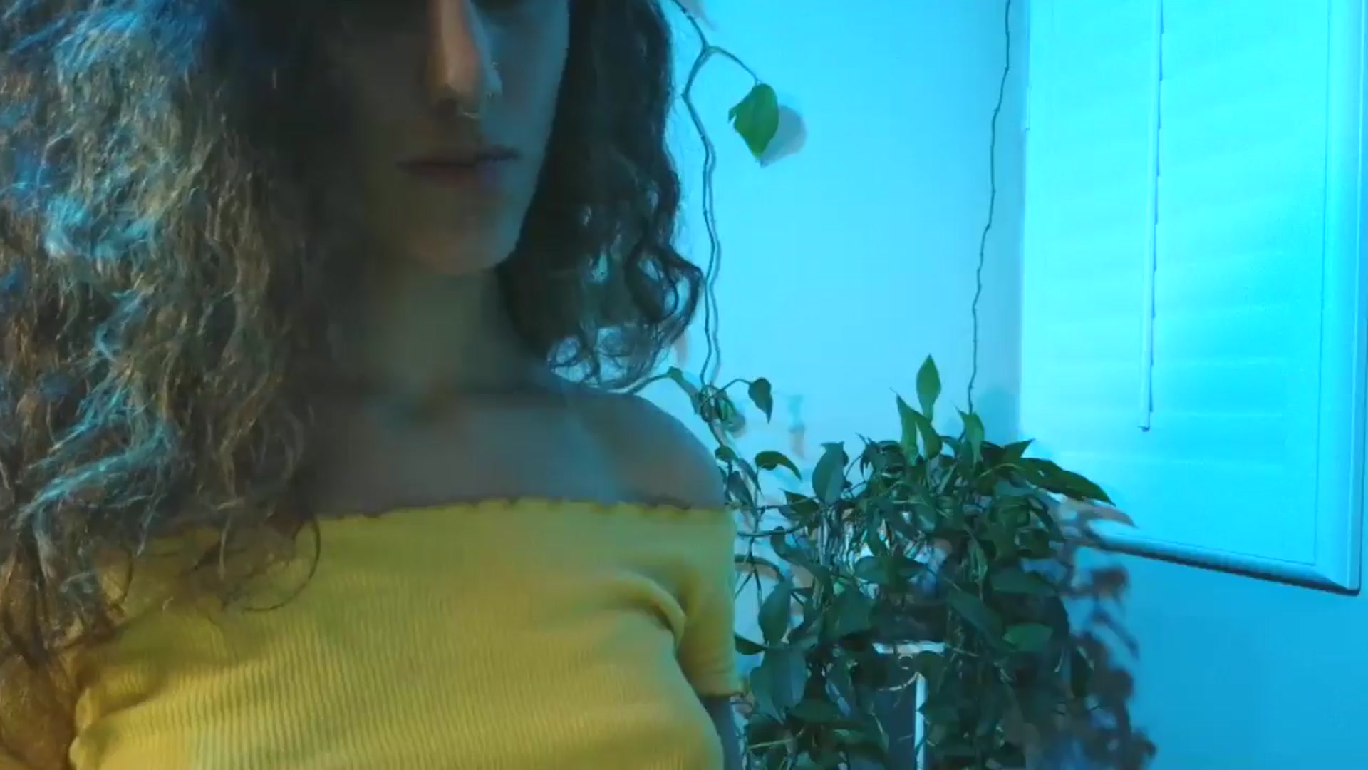 Gallery image thumbnail from Soraya888's myfreecams stream on, 03/26/2025, 07:12 image 14 of 20