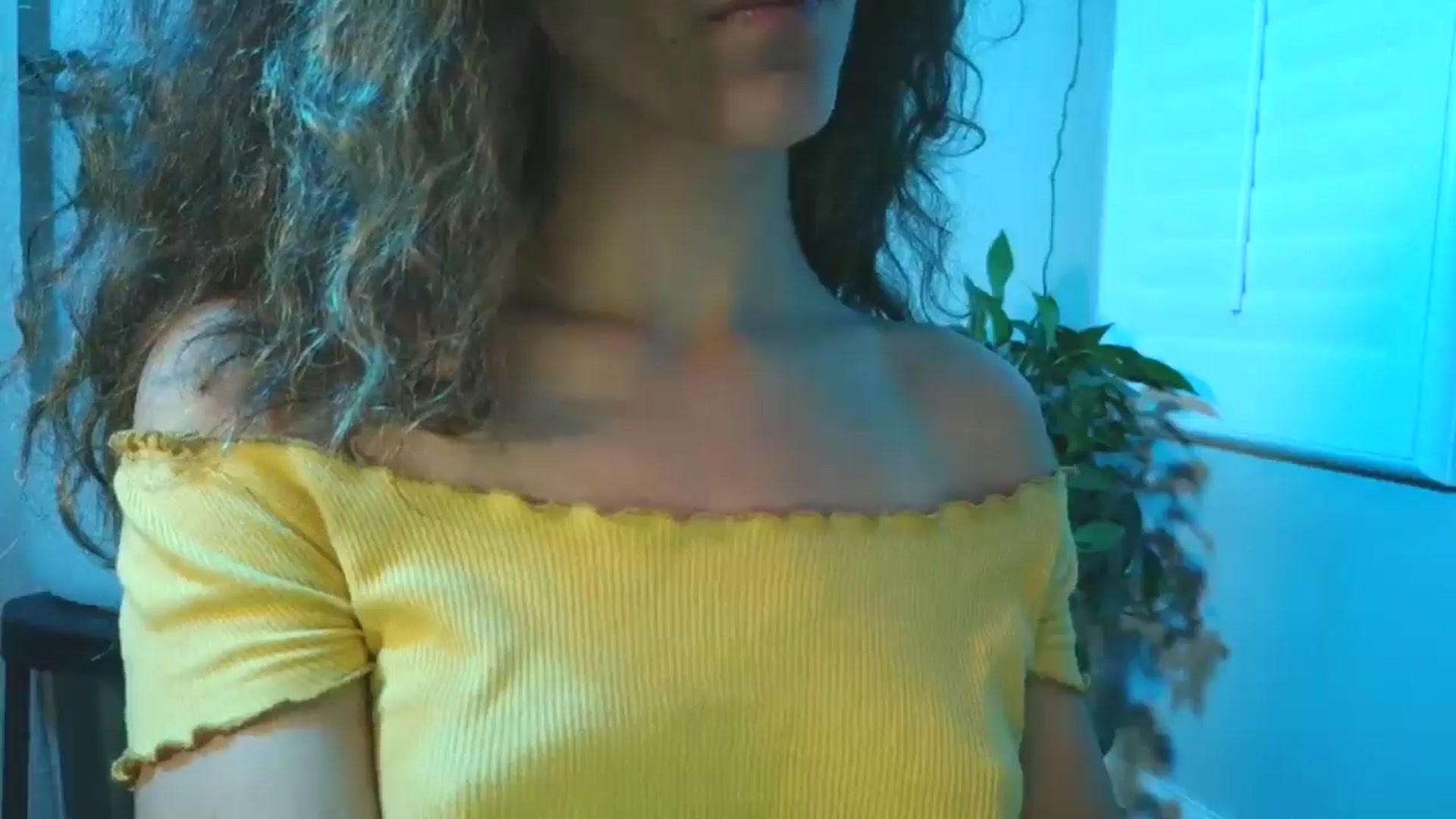 Gallery image thumbnail from Soraya888's myfreecams stream on, 03/26/2025, 07:12 image 18 of 20
