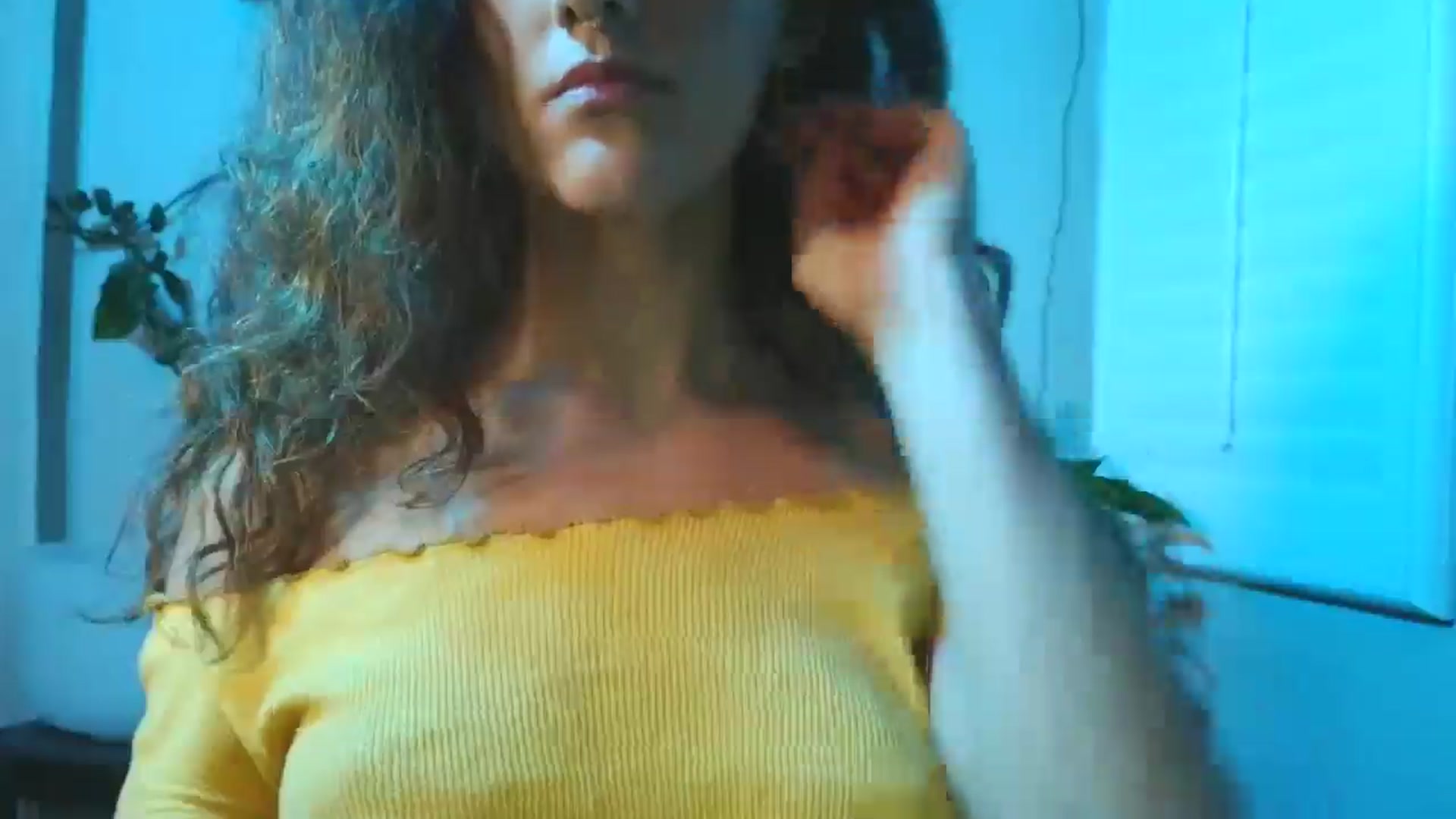 Gallery image thumbnail from Soraya888's myfreecams stream on, 03/26/2025, 07:12 image 13 of 20
