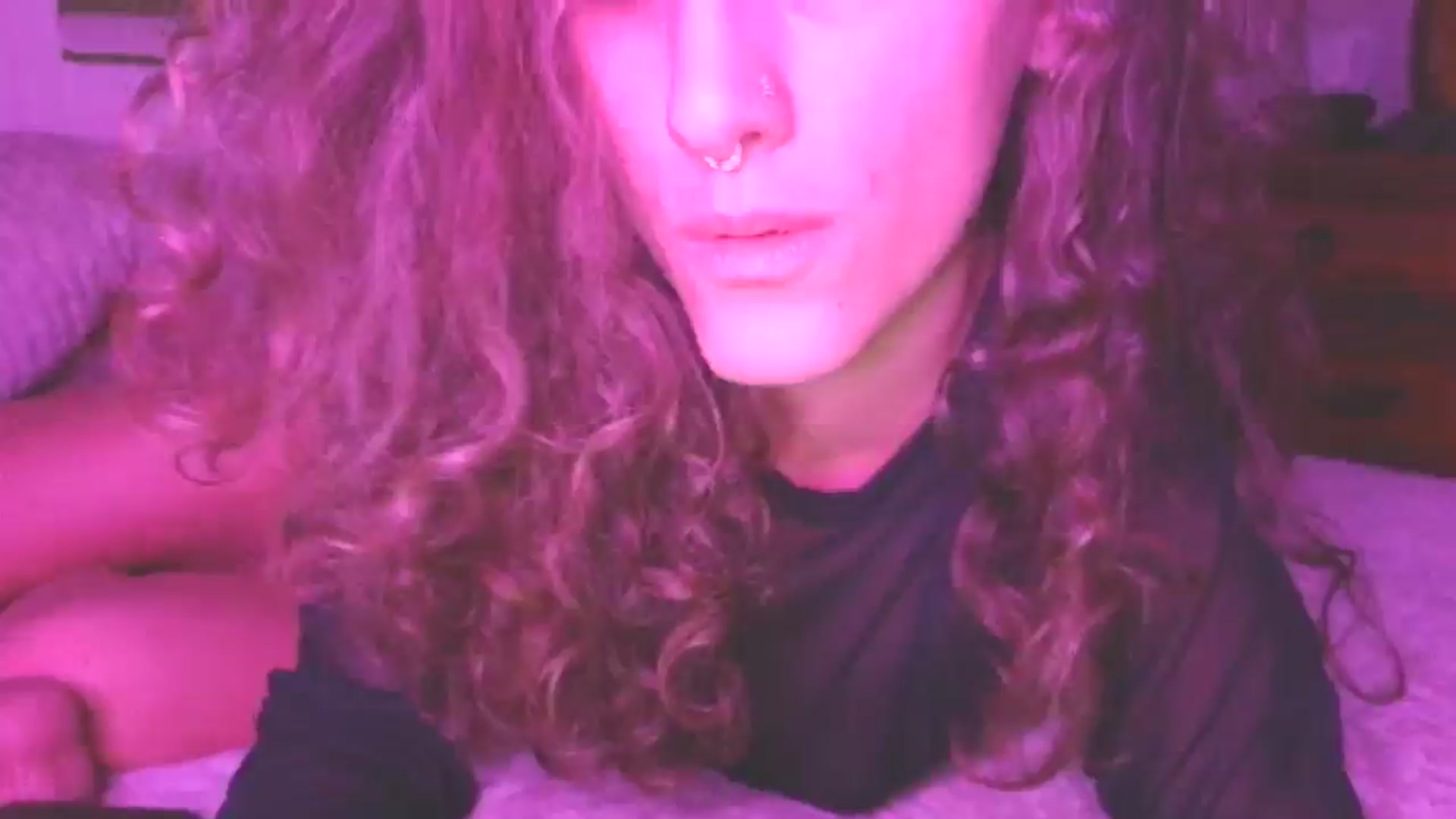 Gallery image thumbnail from Soraya888's myfreecams stream on, 09/18/2025, 08:43 image 6 of 20