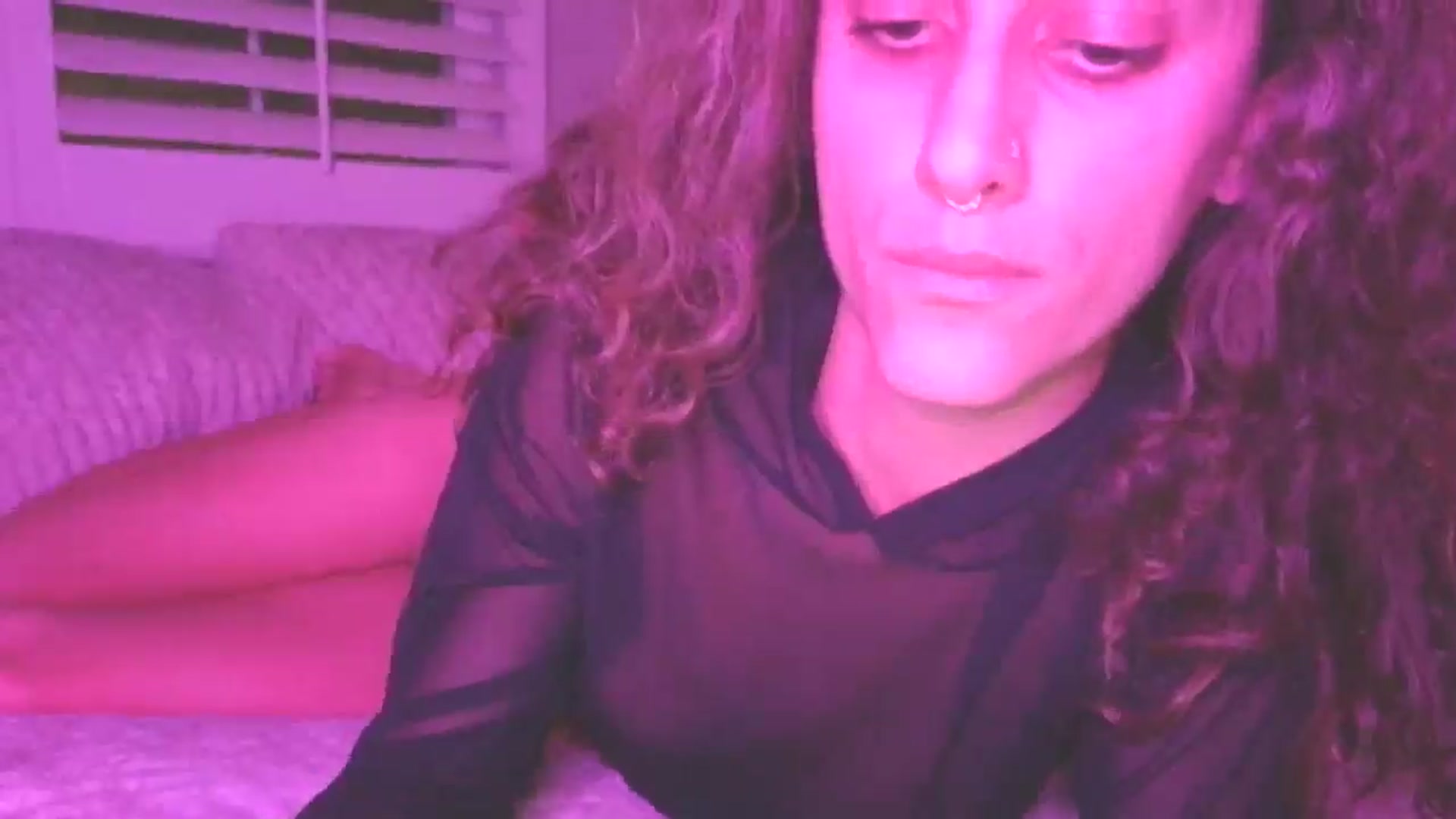 Gallery image thumbnail from Soraya888's myfreecams stream on, 09/18/2025, 08:43 image 10 of 20
