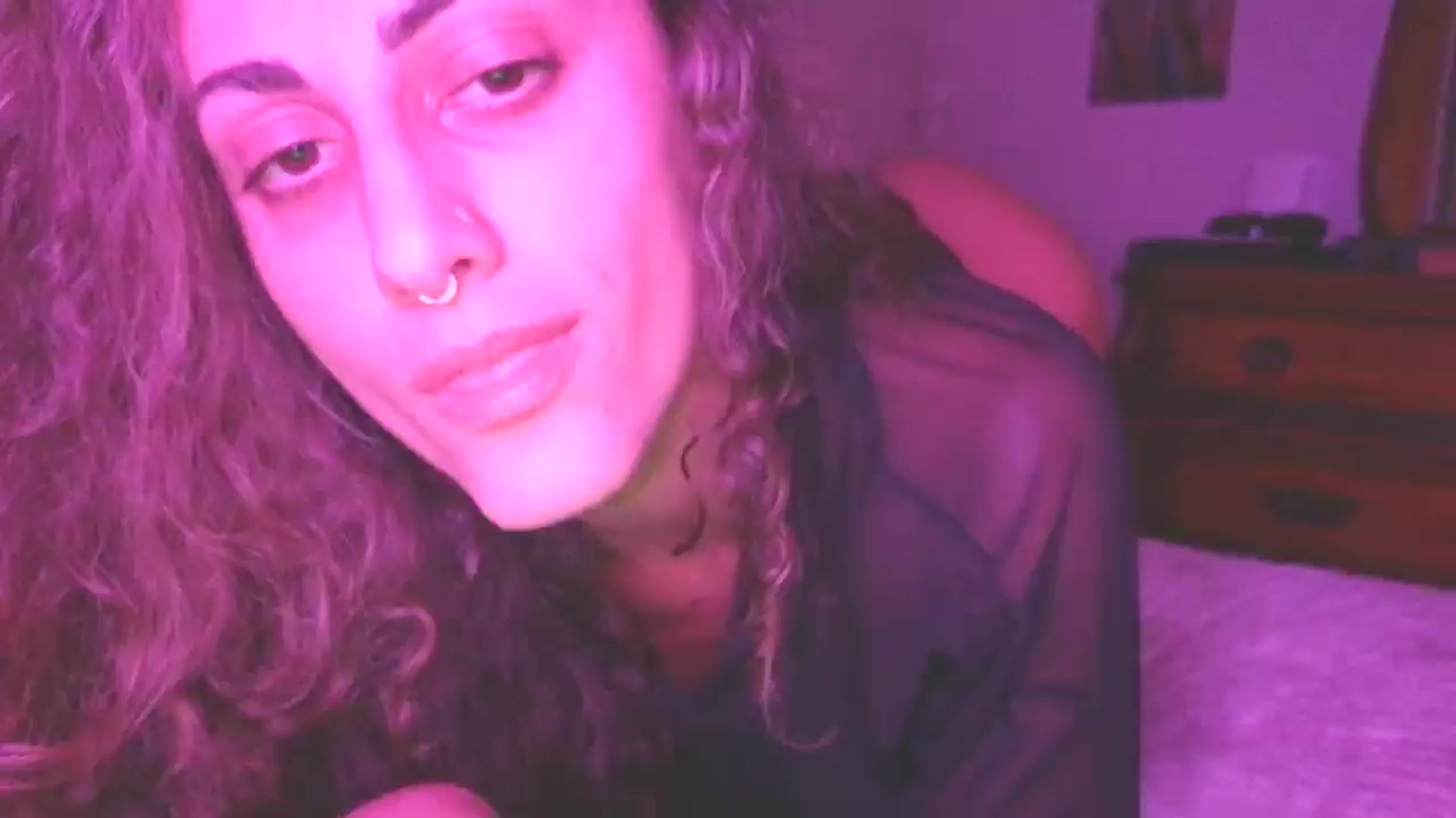 Gallery image thumbnail from Soraya888's myfreecams stream on, 09/18/2025, 08:43 image 2 of 20