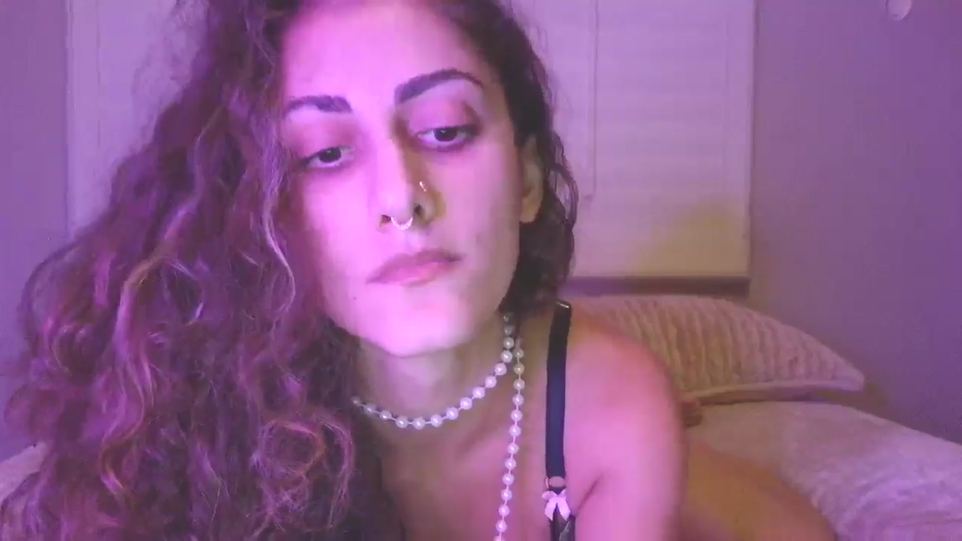 Gallery image thumbnail from Soraya888's myfreecams stream on, 11/04/2025, 07:47 image 7 of 20