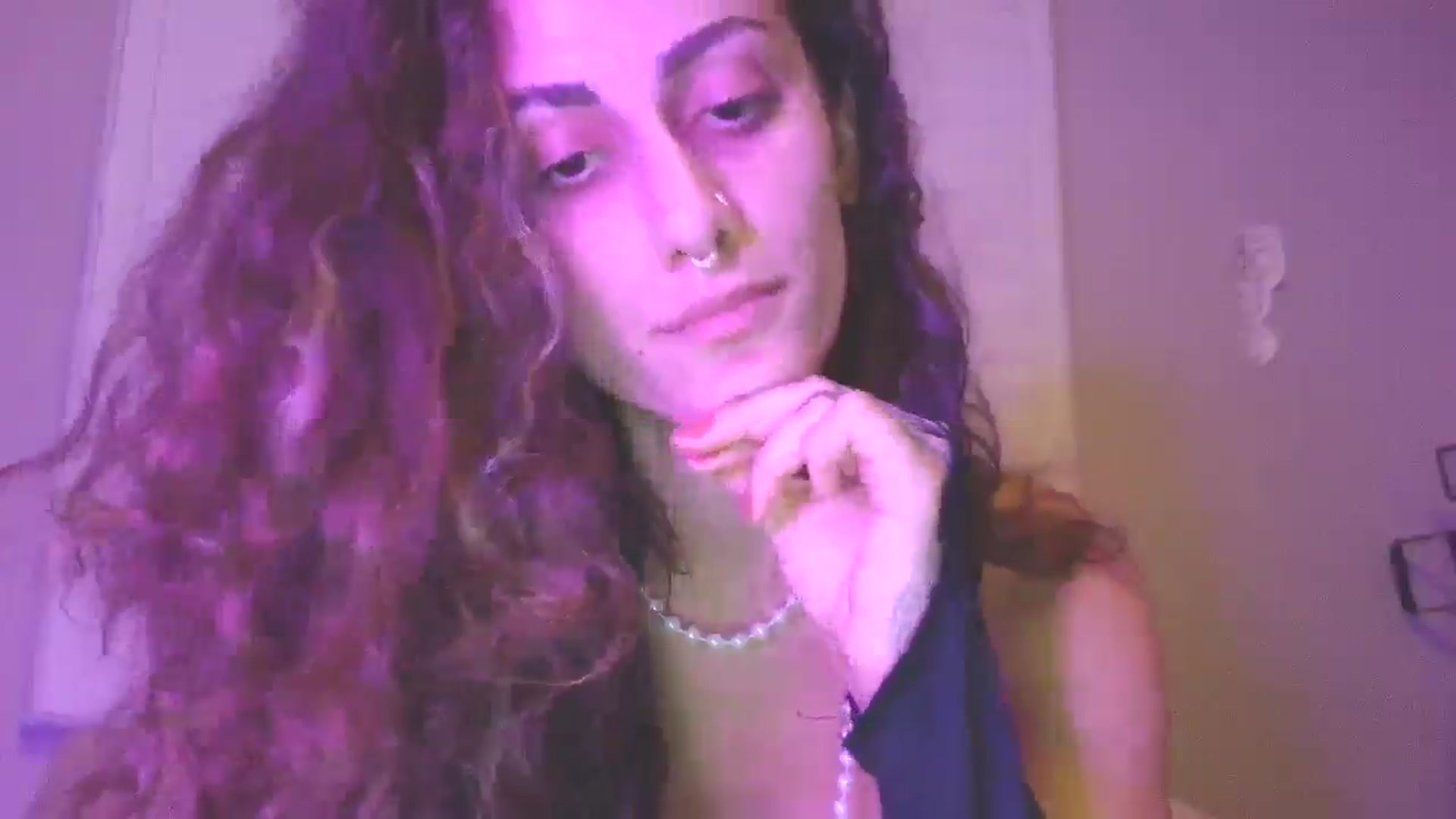 Gallery image thumbnail from Soraya888's myfreecams stream on, 11/04/2025, 08:03 image 3 of 20