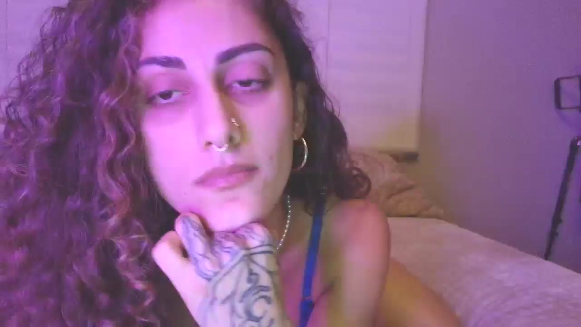 Gallery image thumbnail from Soraya888's myfreecams stream on, 11/05/2025, 06:49 image 3 of 20
