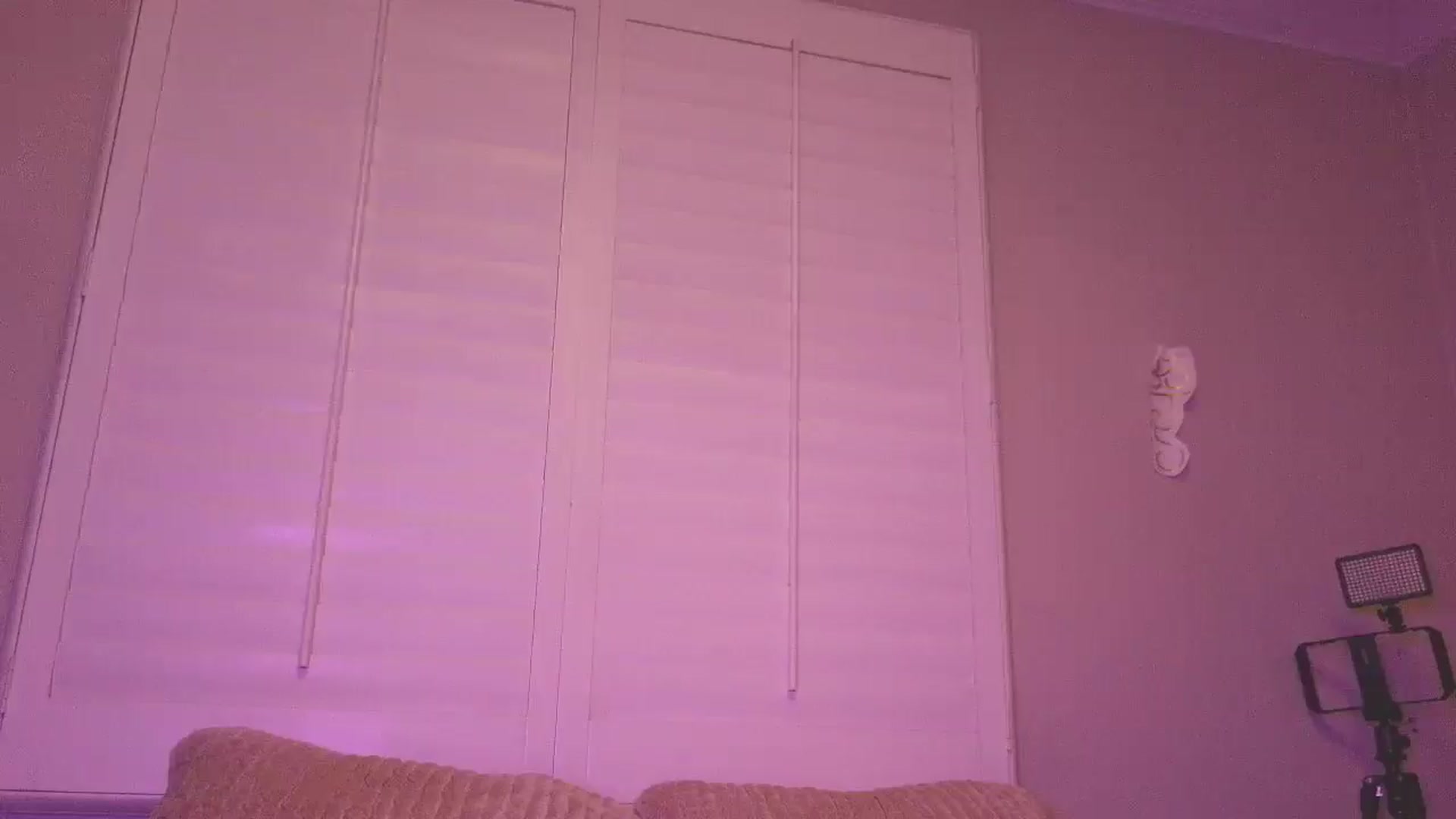 Gallery image thumbnail from Soraya888's myfreecams stream on, 11/12/2025, 06:30 image 16 of 20
