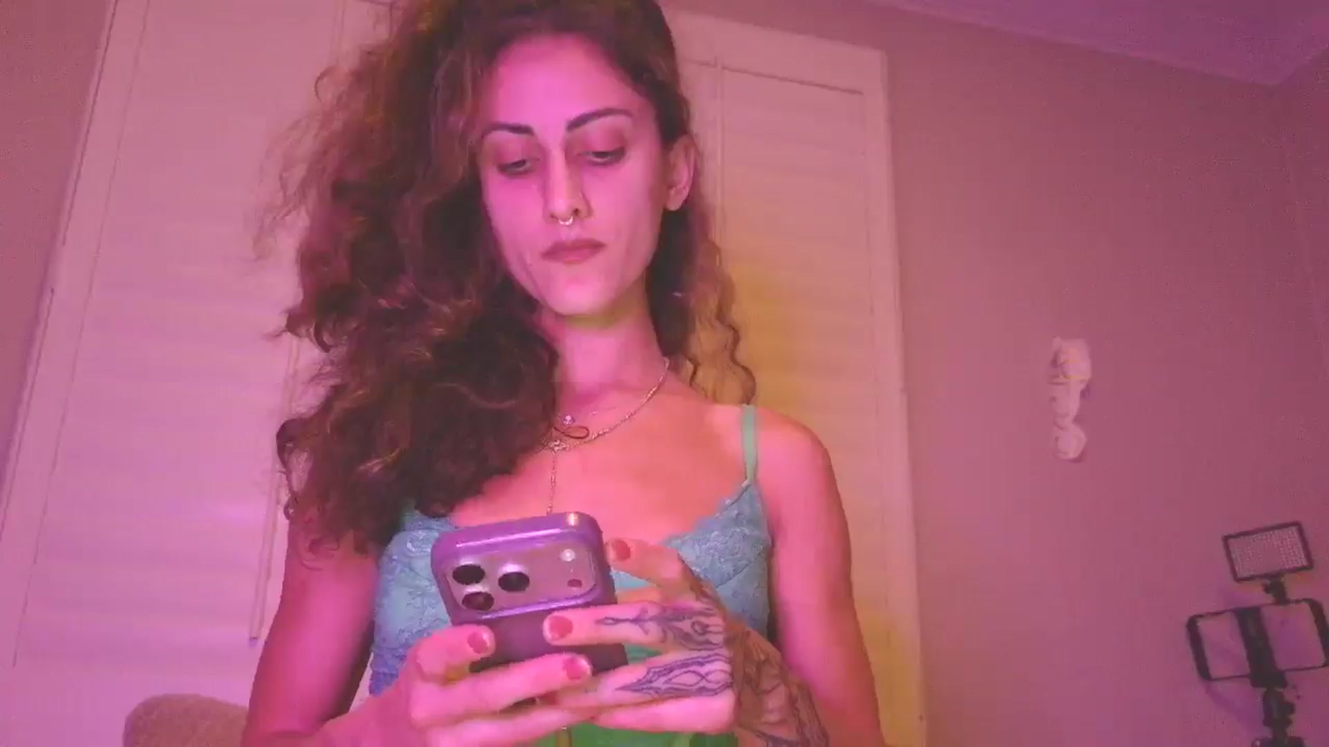 Gallery image thumbnail from Soraya888's myfreecams stream on, 11/12/2025, 06:30 image 14 of 20