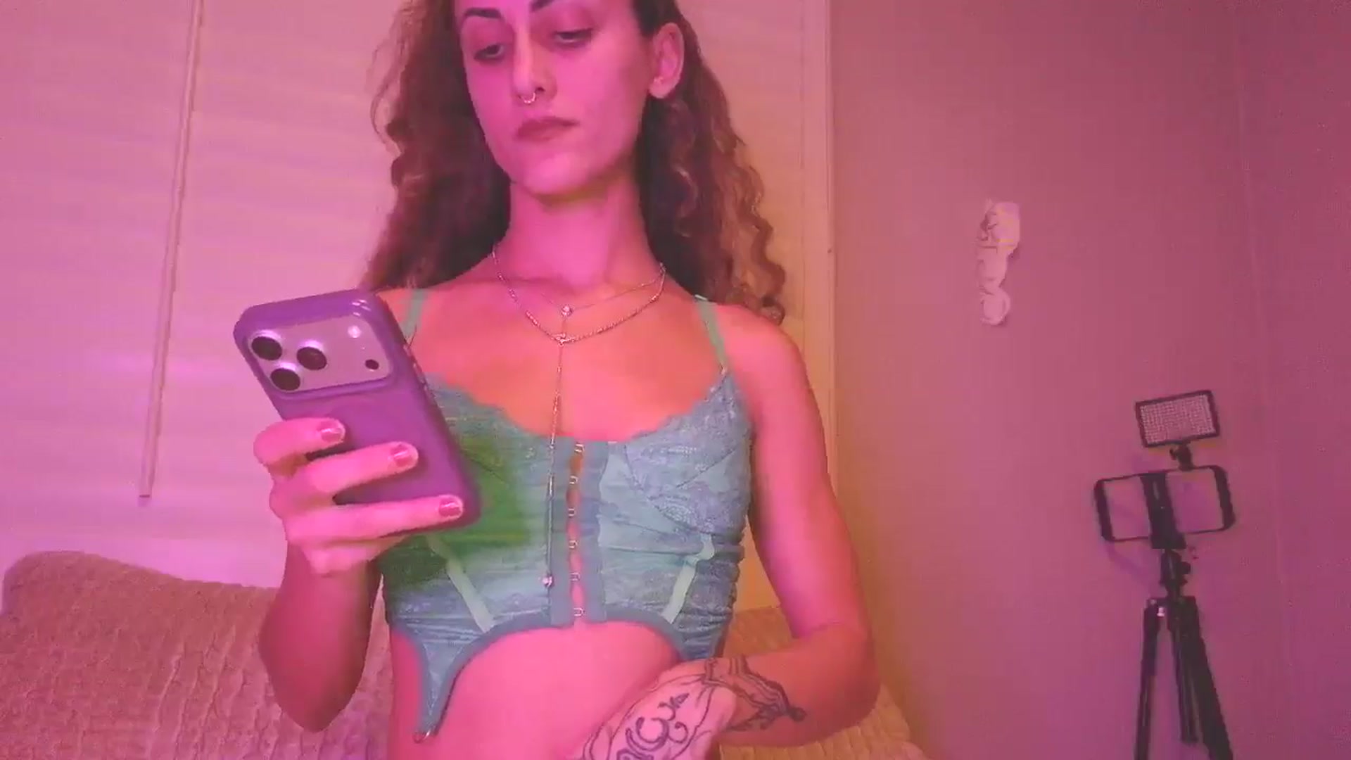 Gallery image thumbnail from Soraya888's myfreecams stream on, 11/12/2025, 06:30 image 3 of 20