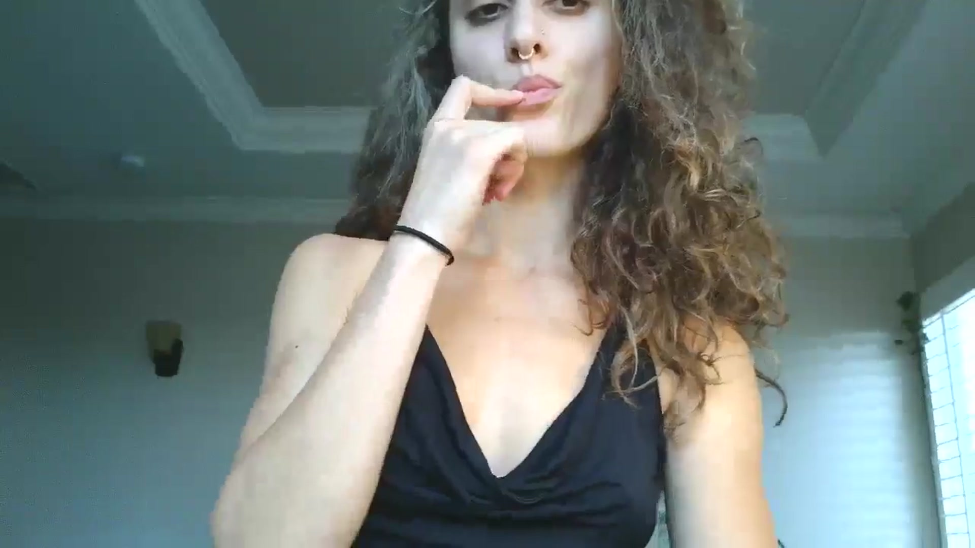 Gallery image thumbnail from Soraya888's myfreecams stream on, 11/22/2025, 23:53 image 9 of 20