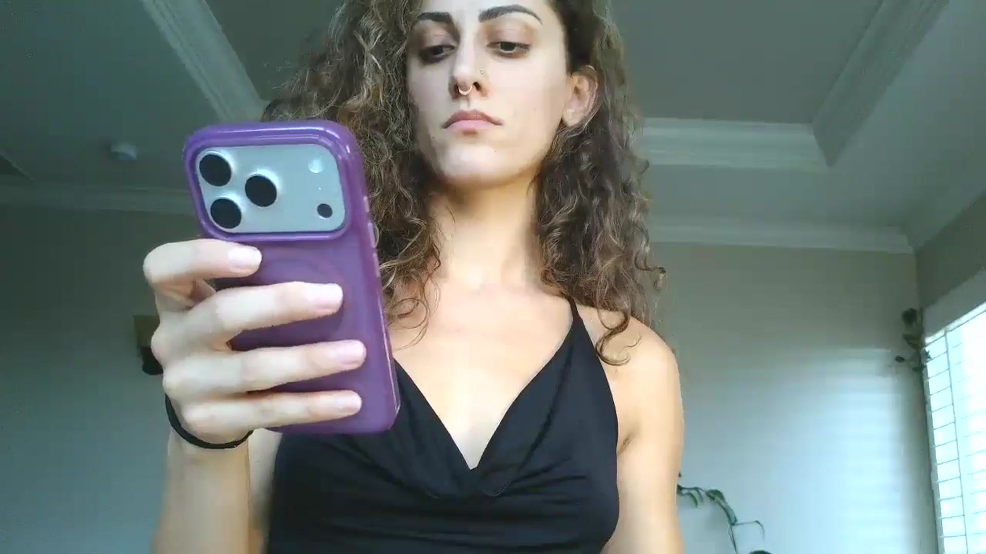 Gallery image thumbnail from Soraya888's myfreecams stream on, 11/22/2025, 23:53 image 14 of 20