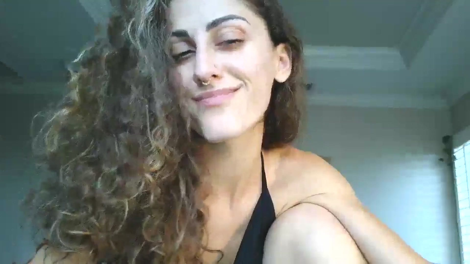 Gallery image thumbnail from Soraya888's myfreecams stream on, 11/22/2025, 23:53 image 15 of 20