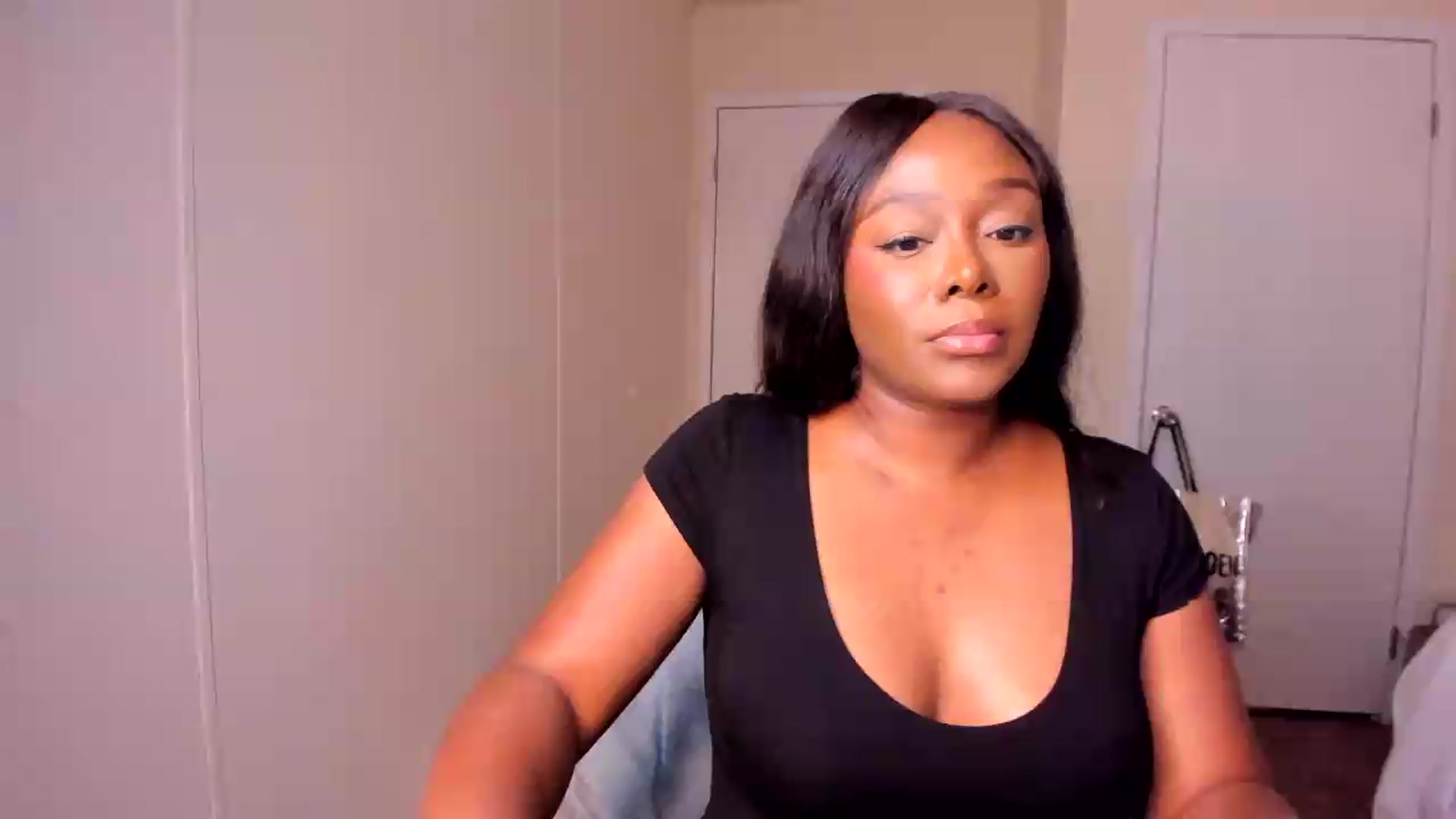 Gallery image thumbnail from Soraya__'s myfreecams stream on, 08/14/2026, 21:30 image 1 of 20