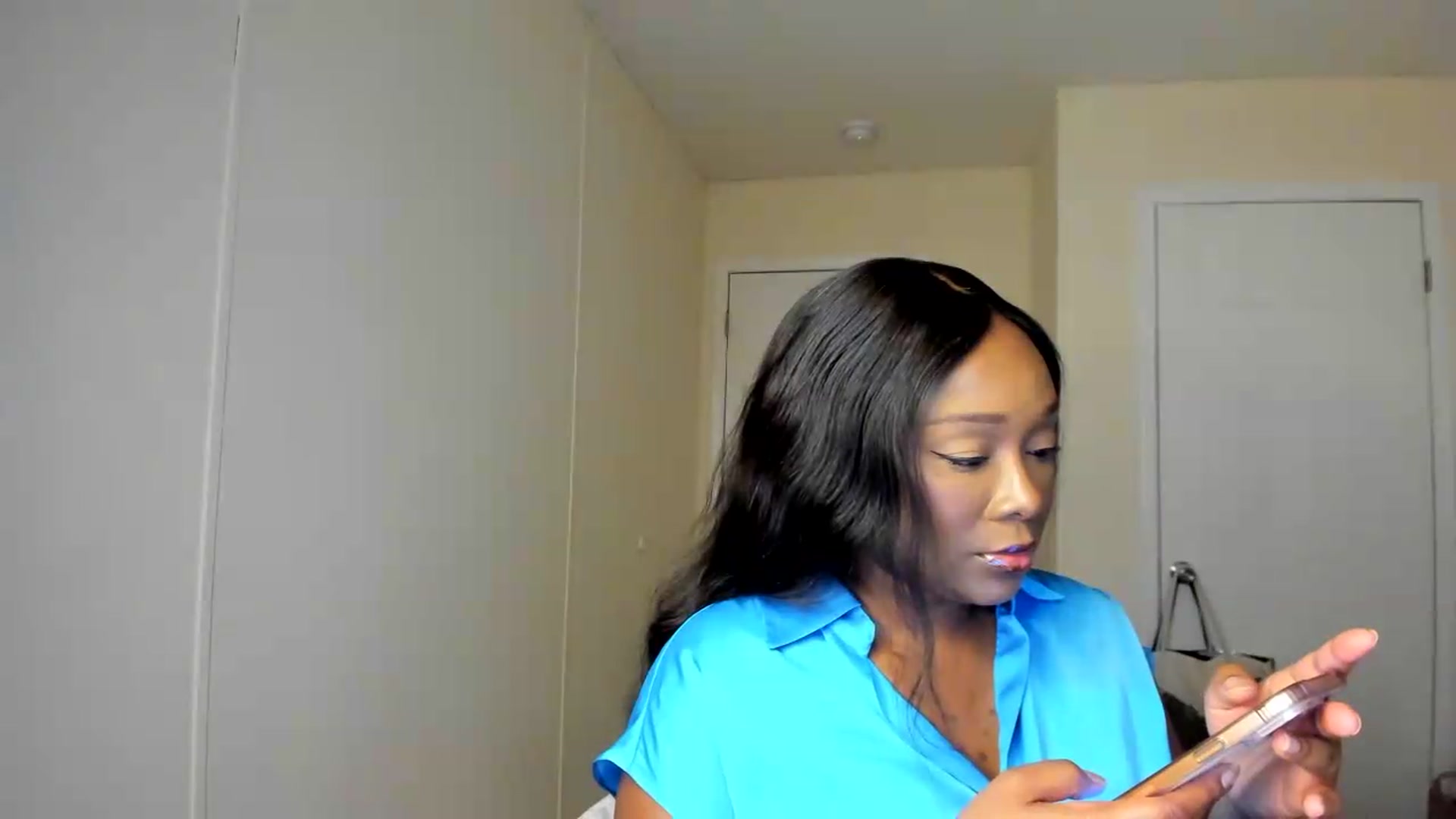 Gallery image thumbnail from Soraya__'s myfreecams stream on, 08/17/2026, 17:09 image 17 of 20