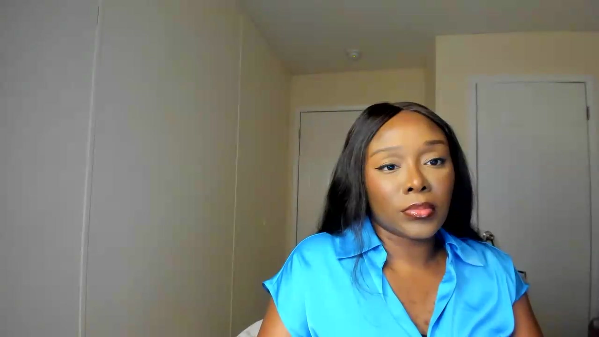 Gallery image thumbnail from Soraya__'s myfreecams stream on, 08/17/2026, 17:09 image 8 of 20